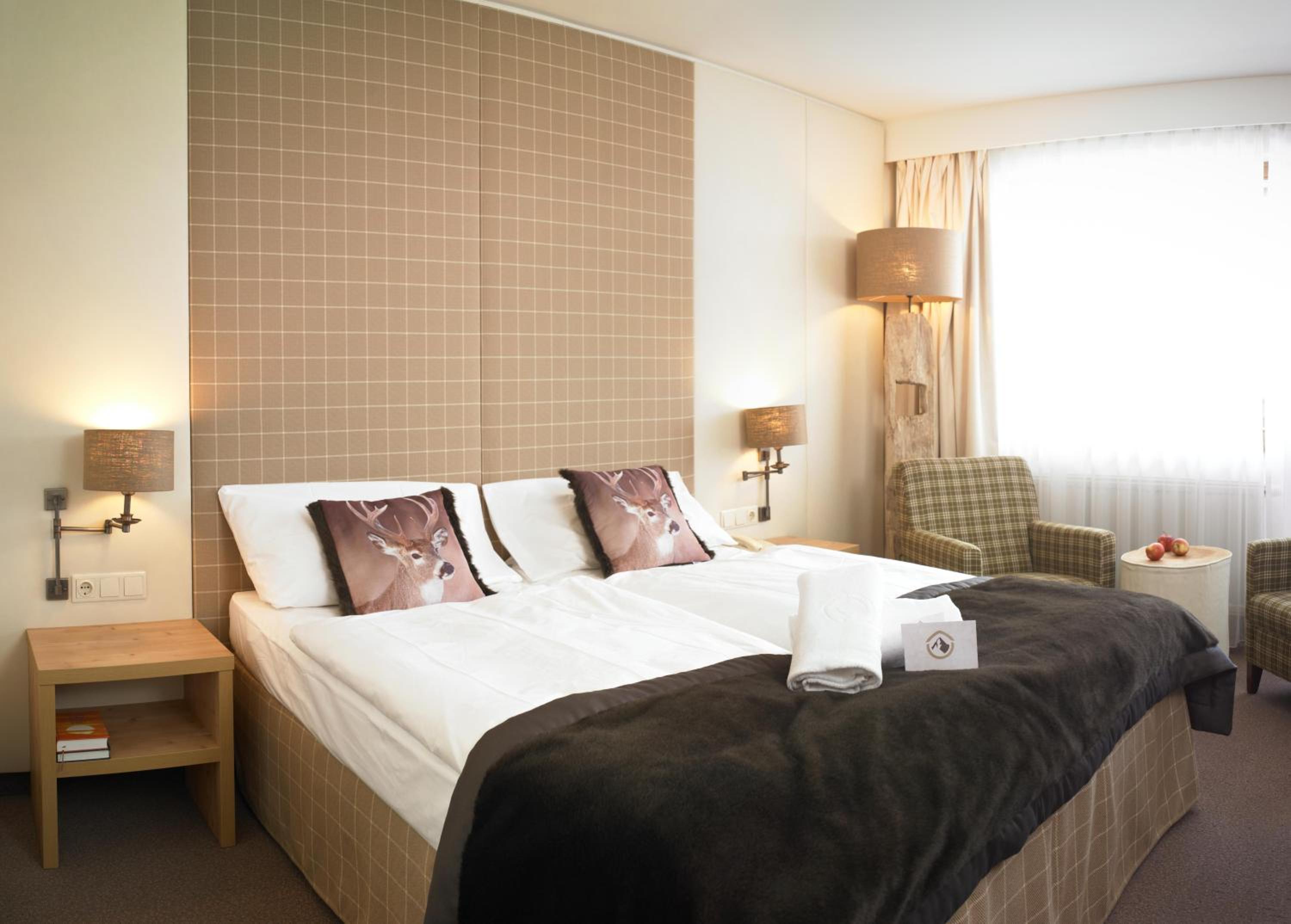 Superior Double Room with Balcony - Photo 4