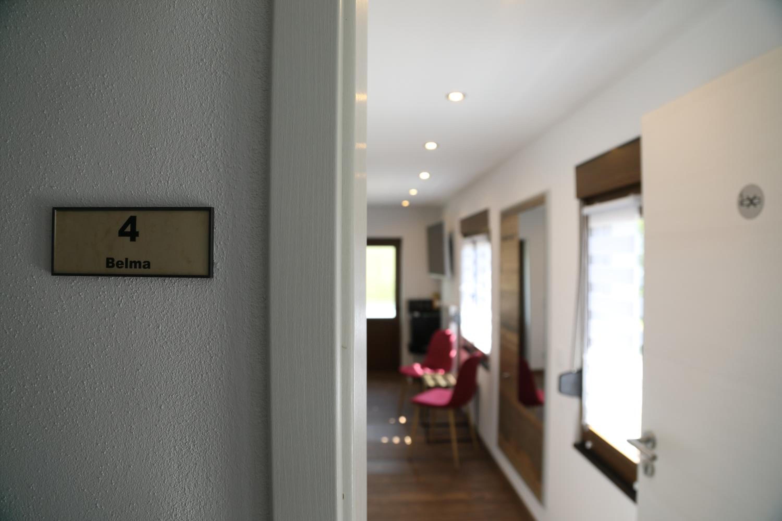 Deluxe Double Room with Balcony photo 3