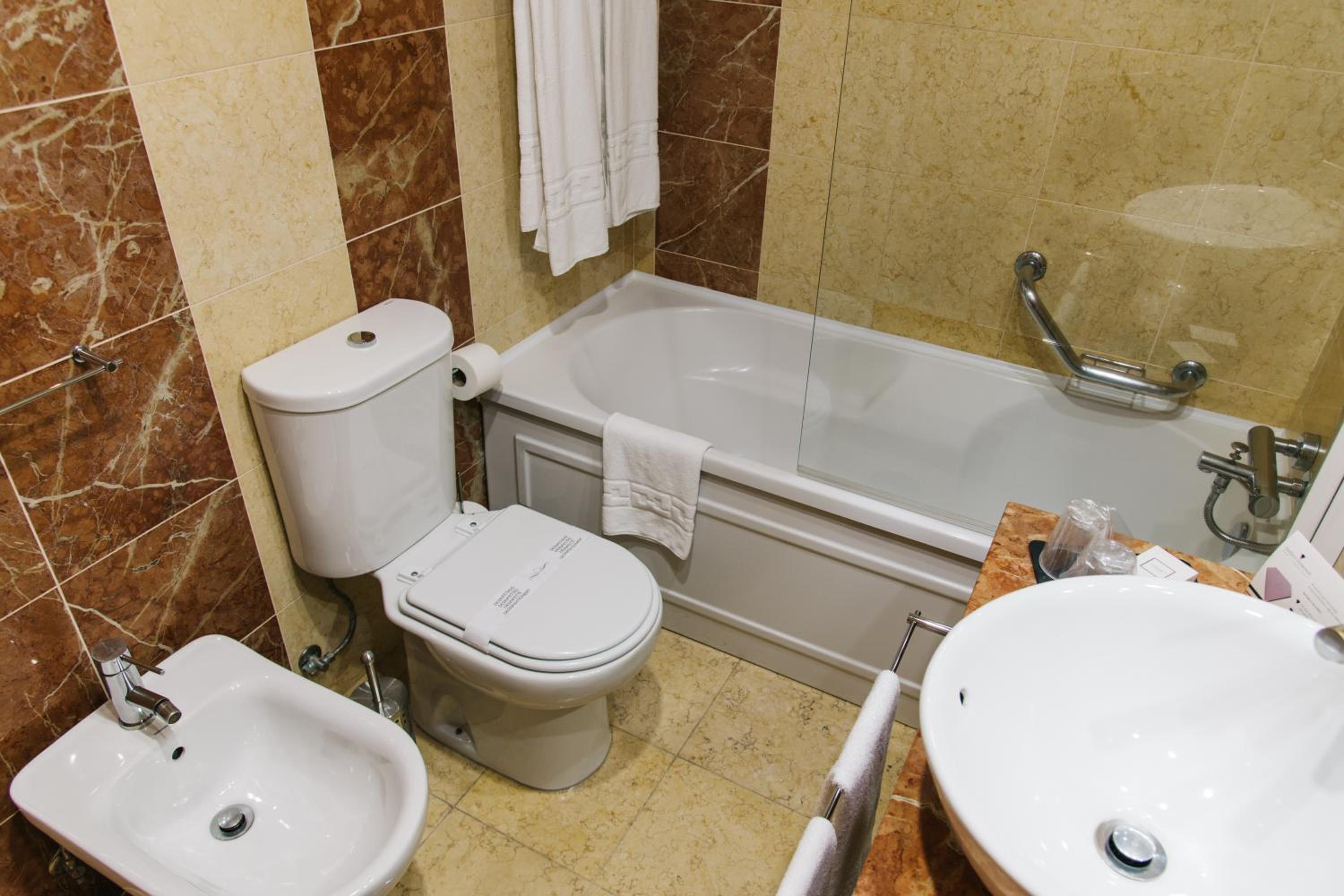 Superior Double Room - Photo 5