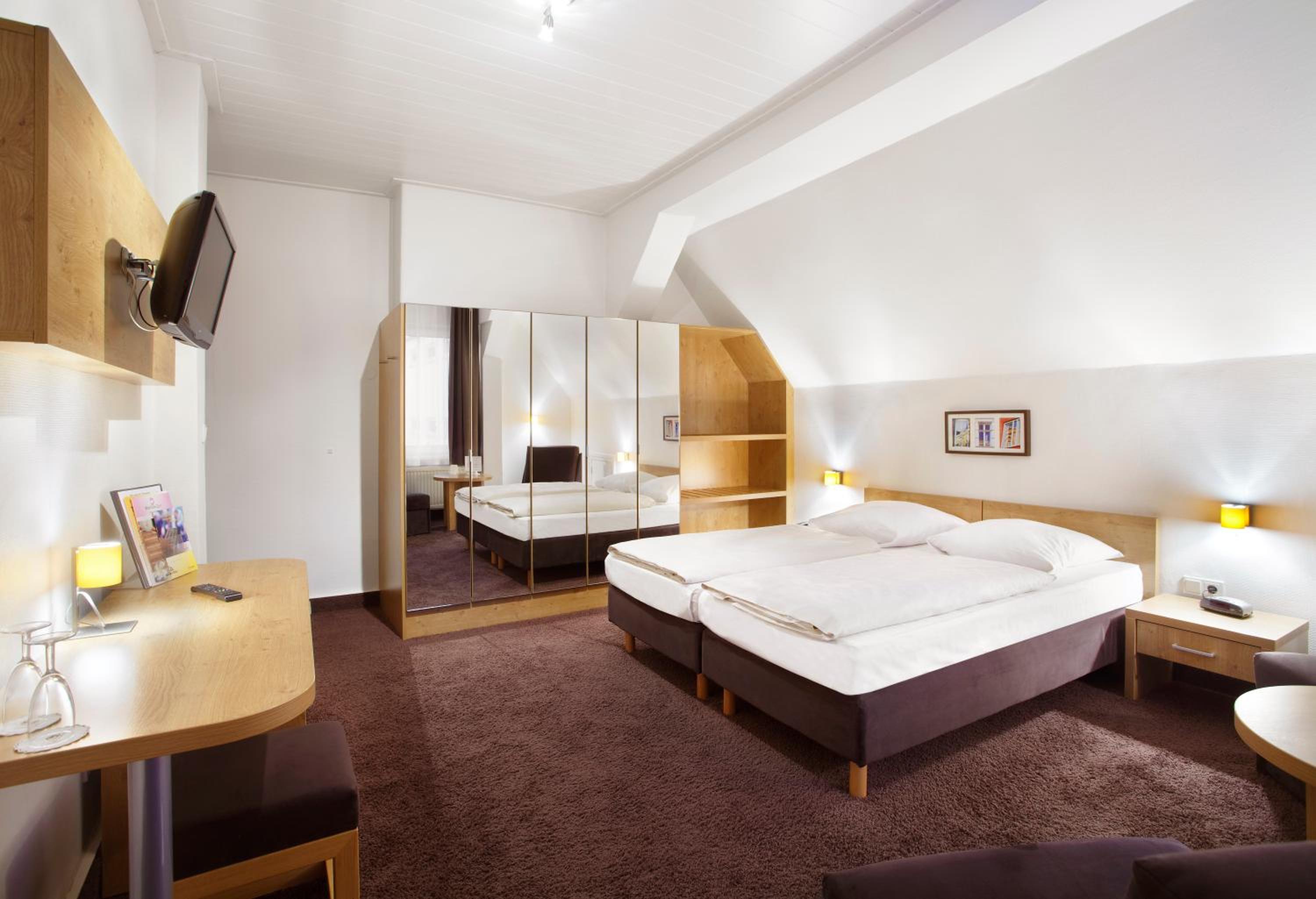 Superior Double Room - Photo 5