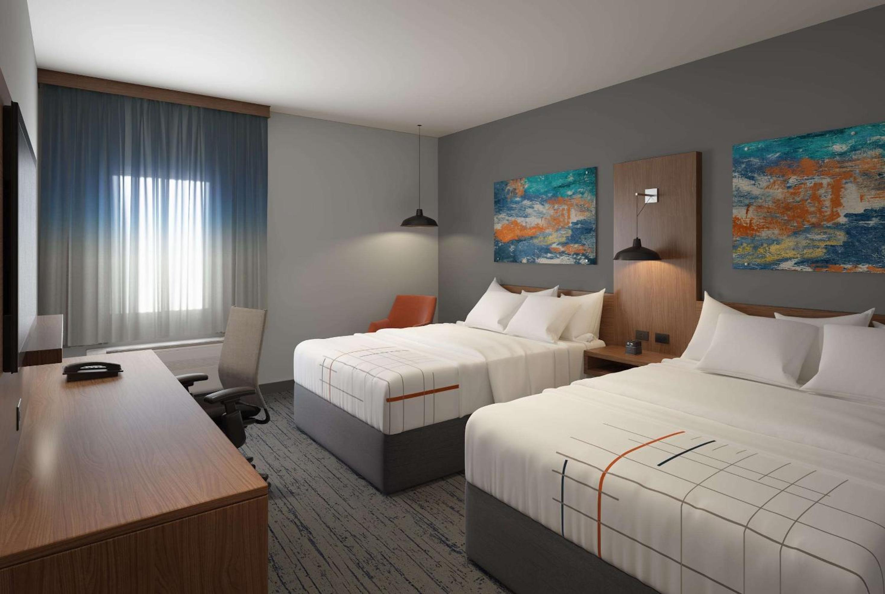 Queen Room with Two Queen Beds - Hearing Impaired Access/Non-Smoking - Photo 3