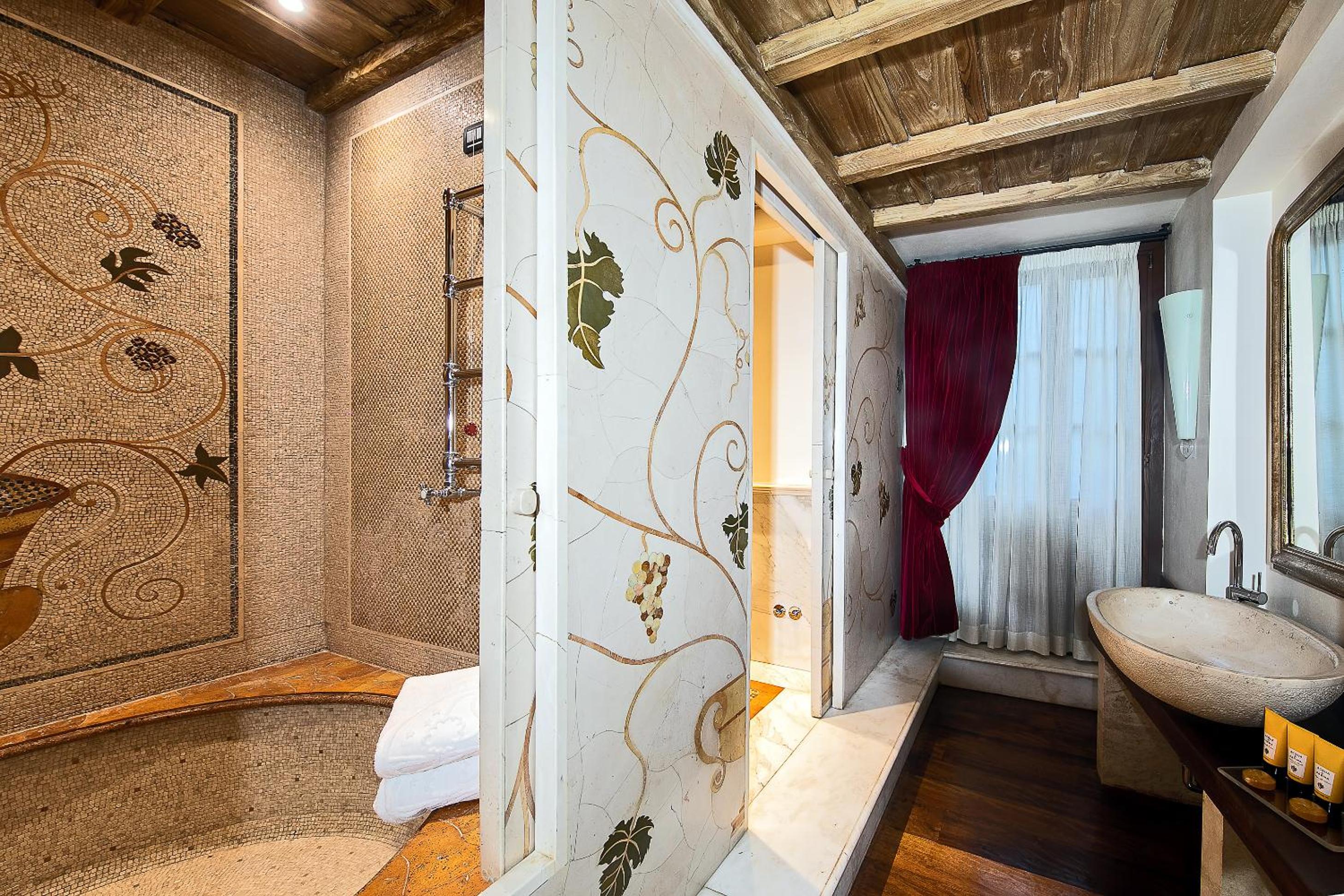 Junior Suite - Photo 5