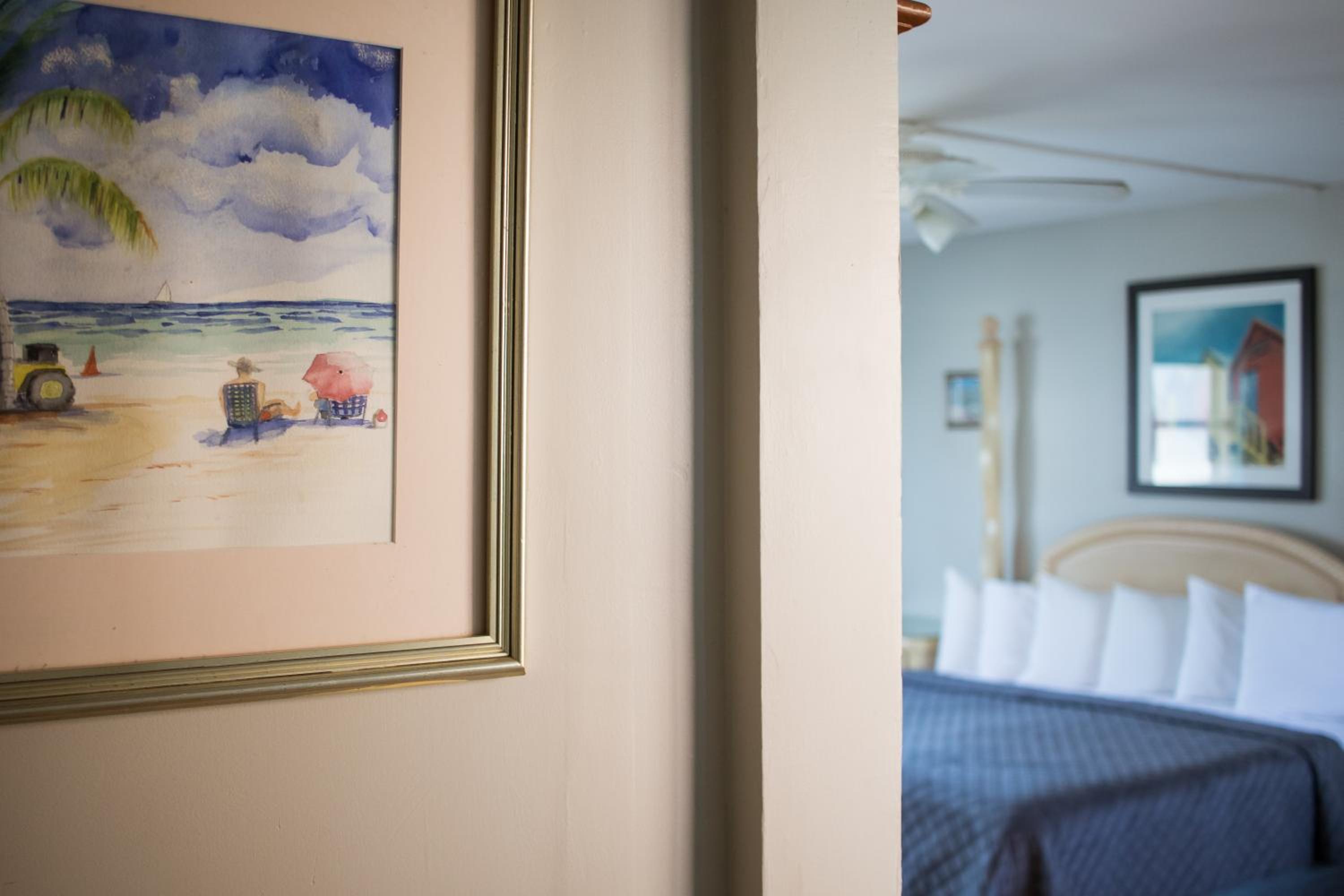 Deluxe King Room - Photo 5