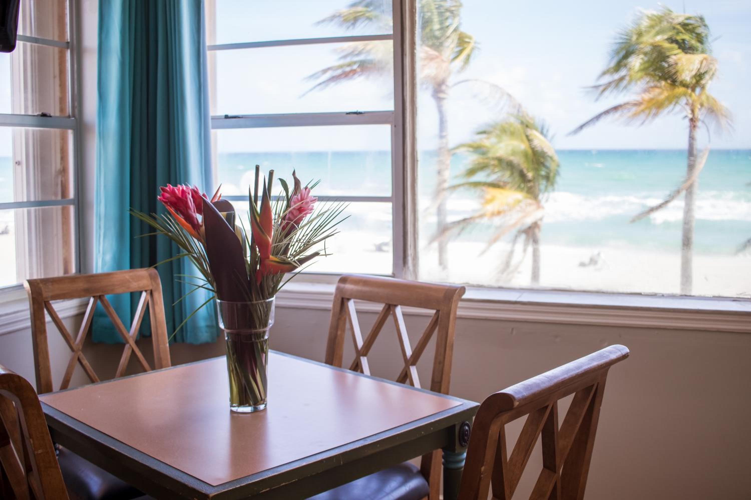 King Room with Ocean View - Photo 7