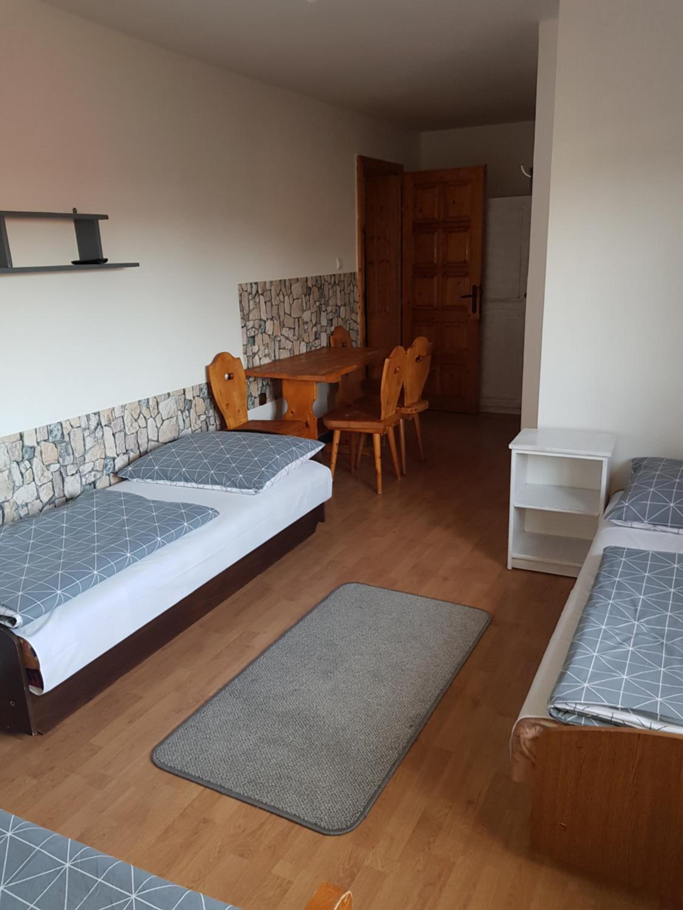 Quadruple Room - Photo 3