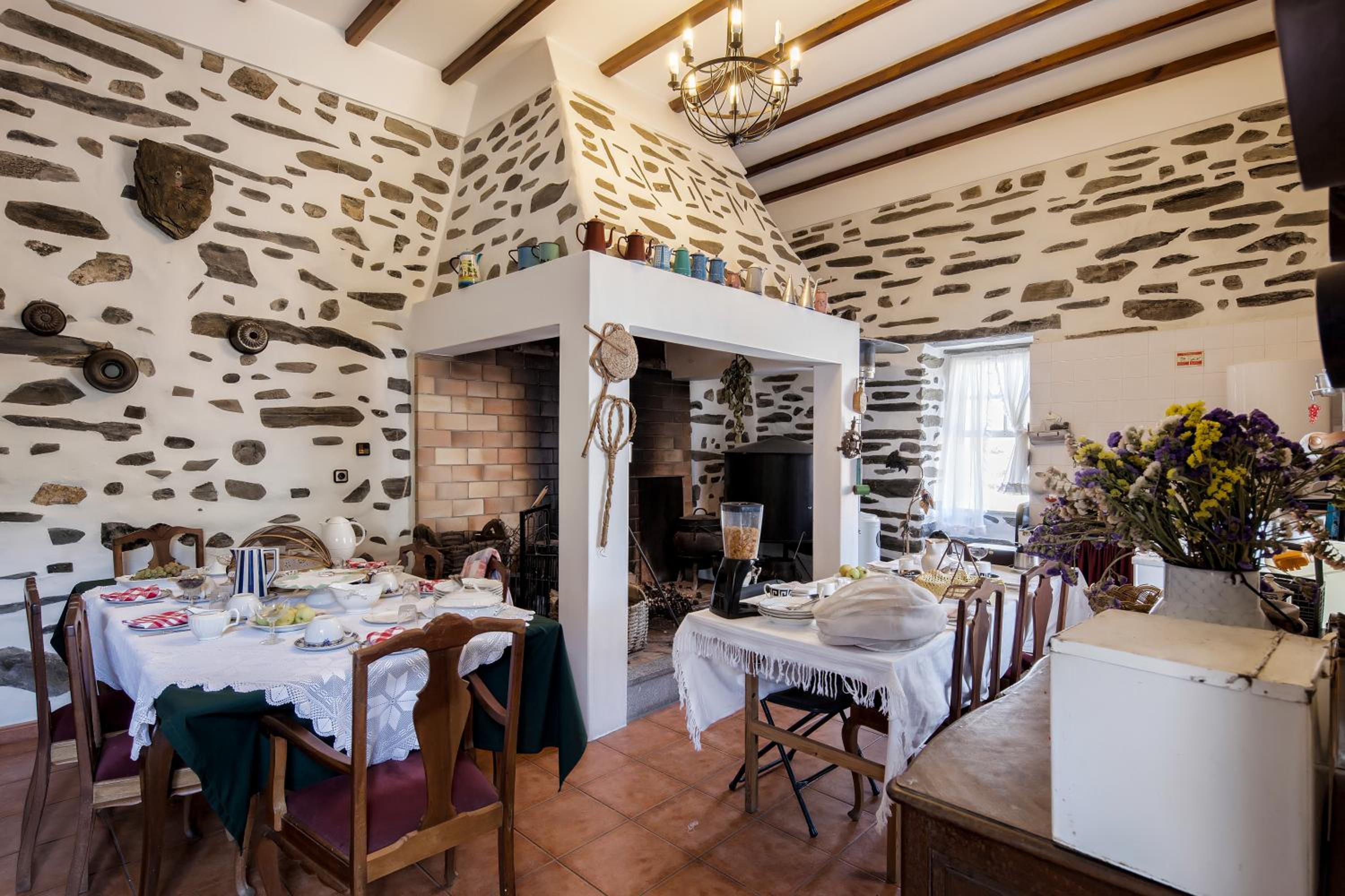 Two-Bedroom Chalet - Photo 9