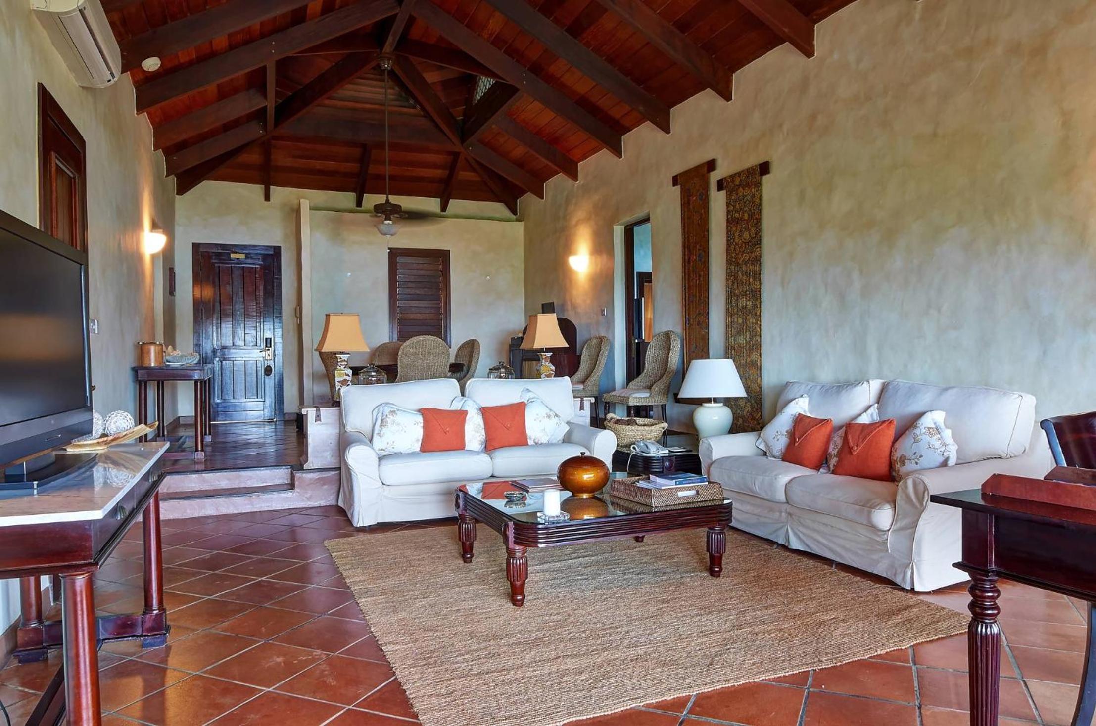 Suite with Private Pool