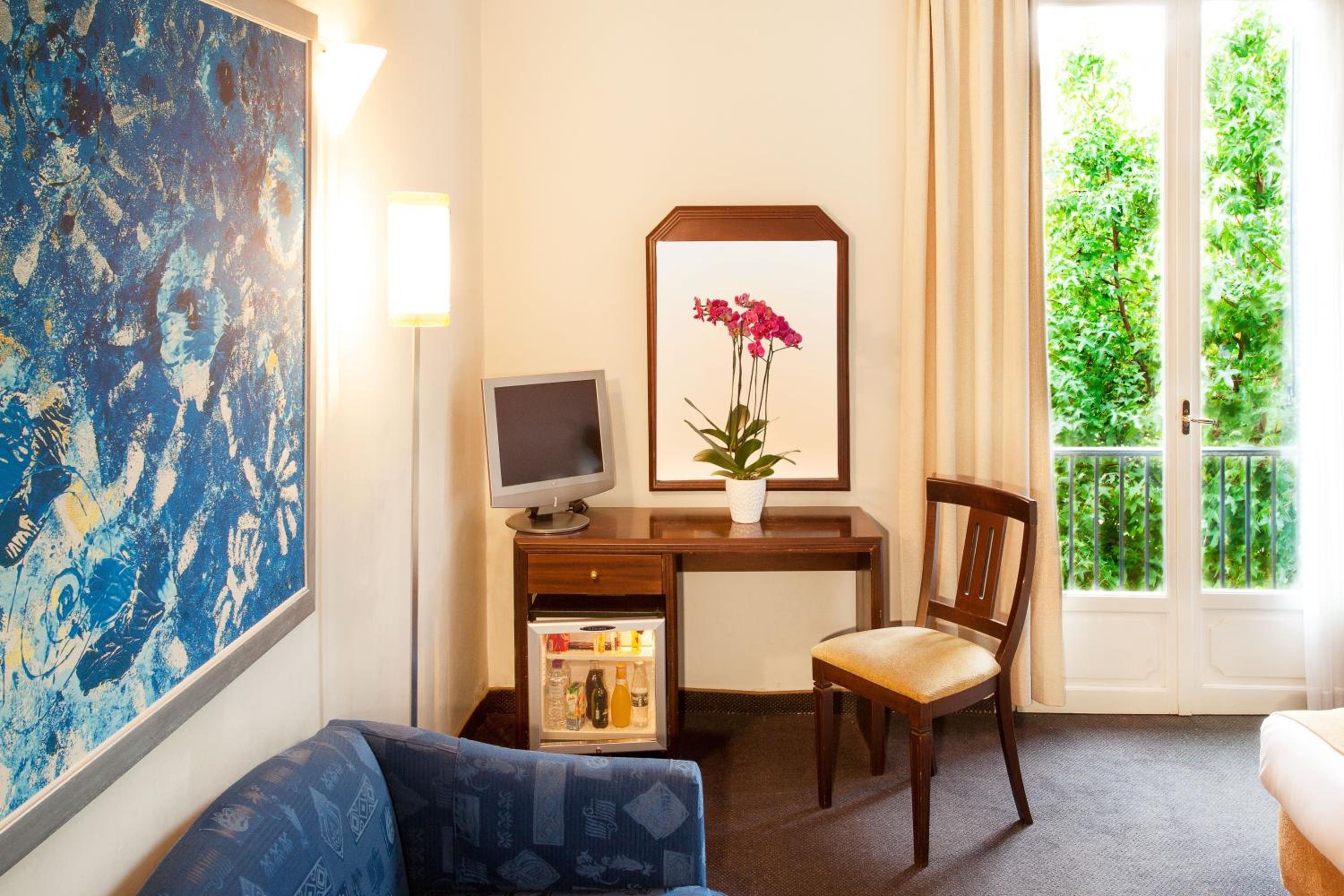 Superior Double Room With City View photo 3