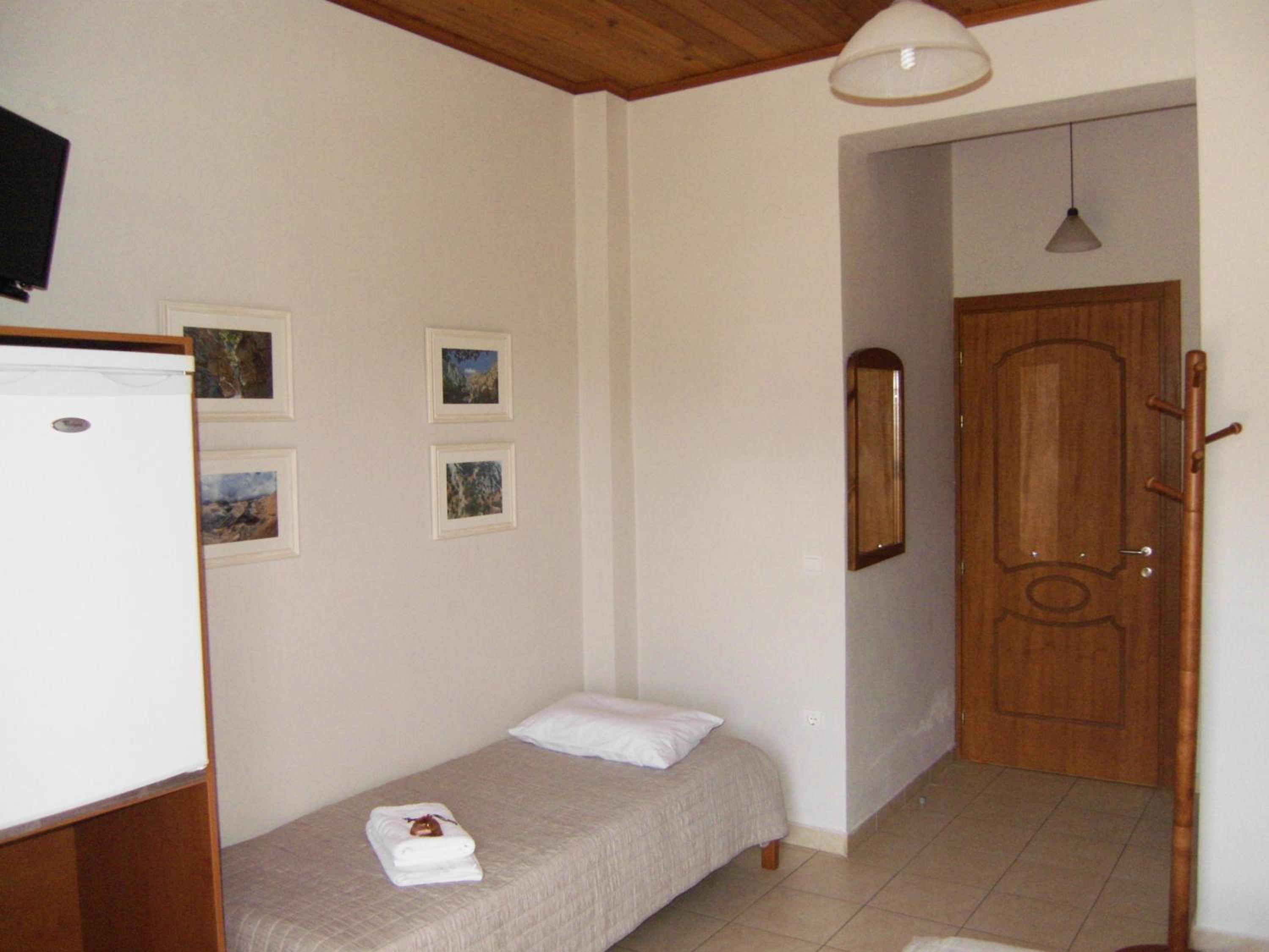 Triple Room - Photo 6