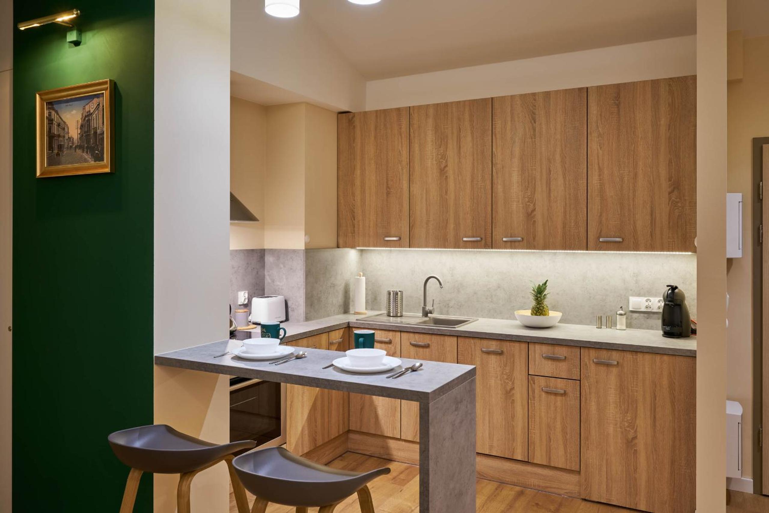 One-Bedroom Apartment - Photo 7