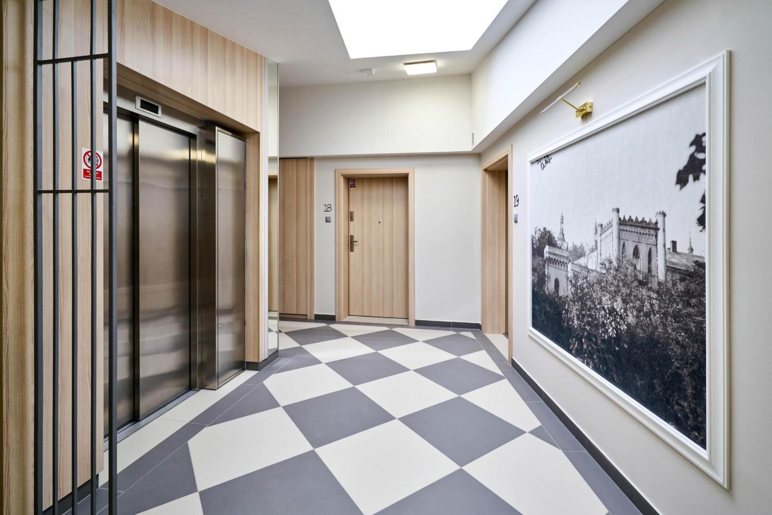 One-Bedroom Apartment - Photo 19