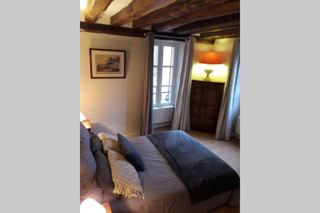 Two-Bedroom House - Photo 1