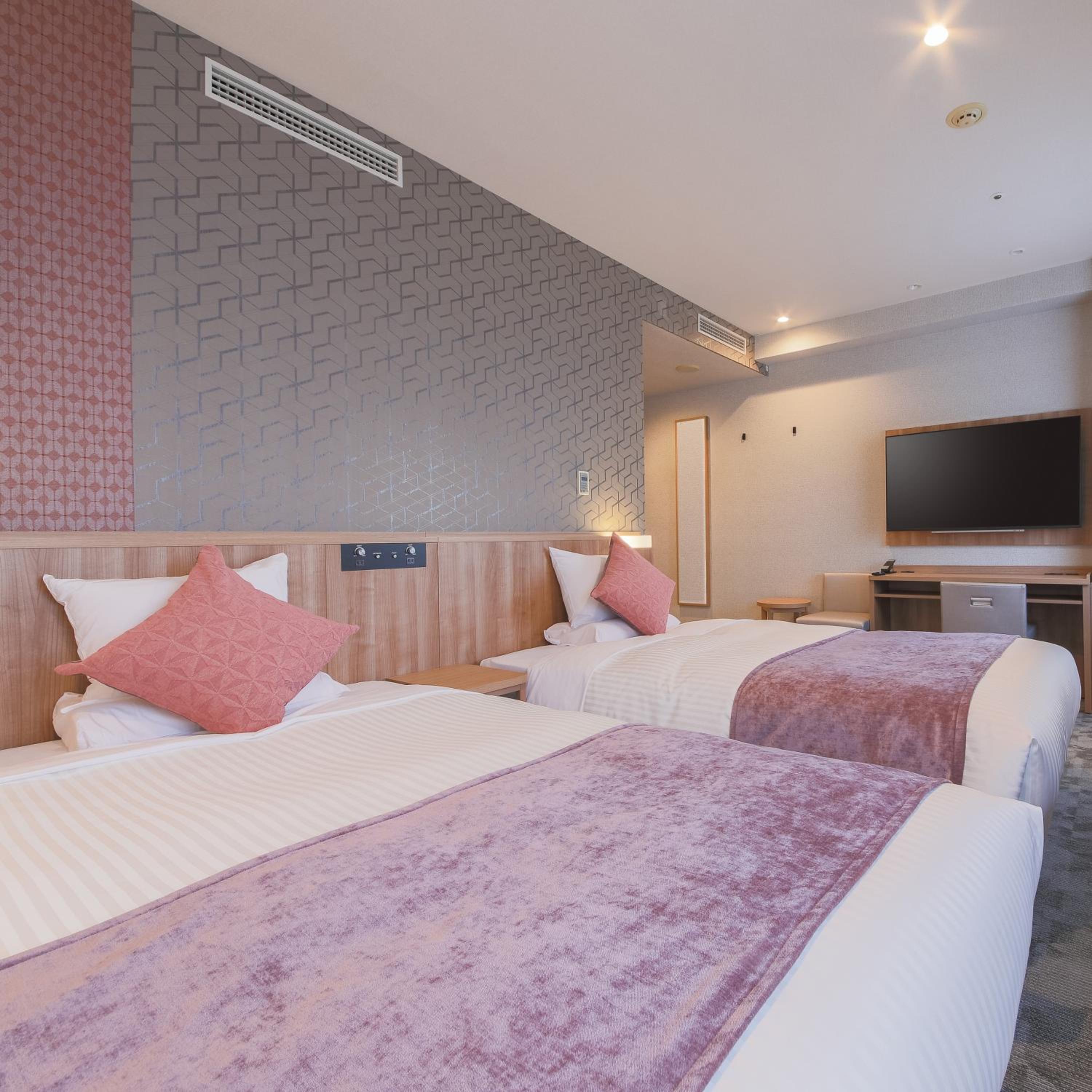 Superior Twin Room - Non-Smoking