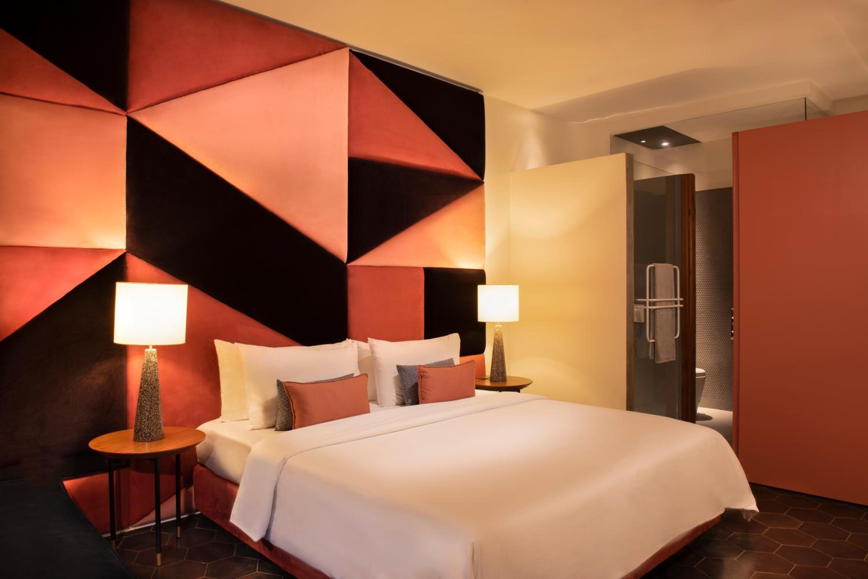 Deluxe Triple Room photo 3