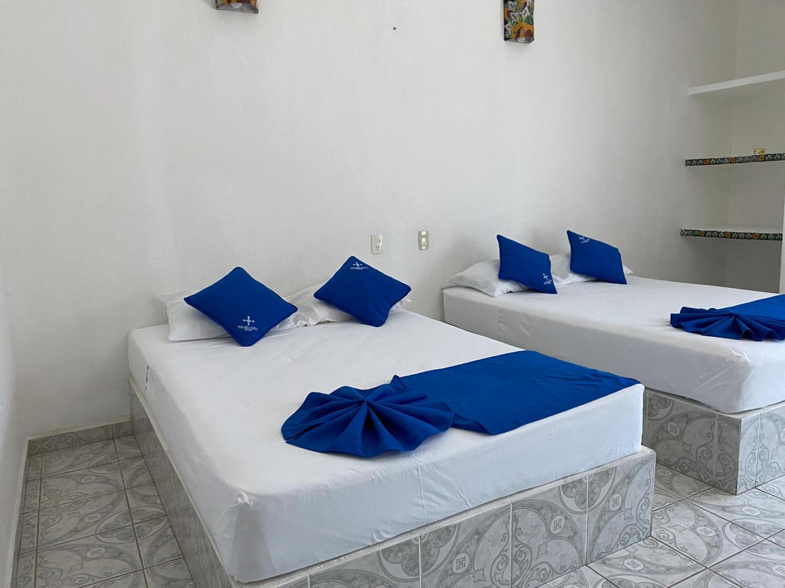 Double Room with Two Double Beds - Photo 4