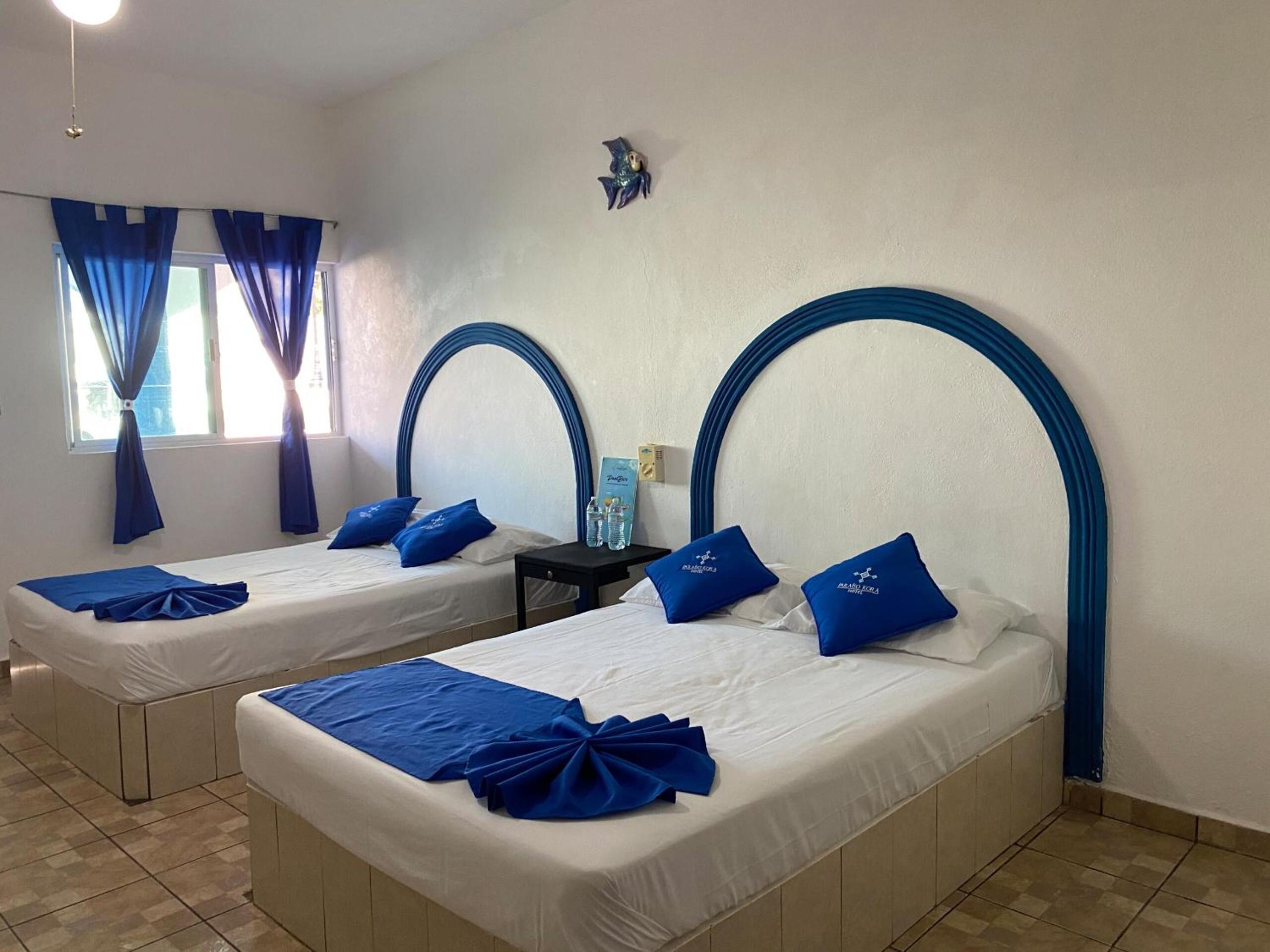 Deluxe Family Room - Photo 4