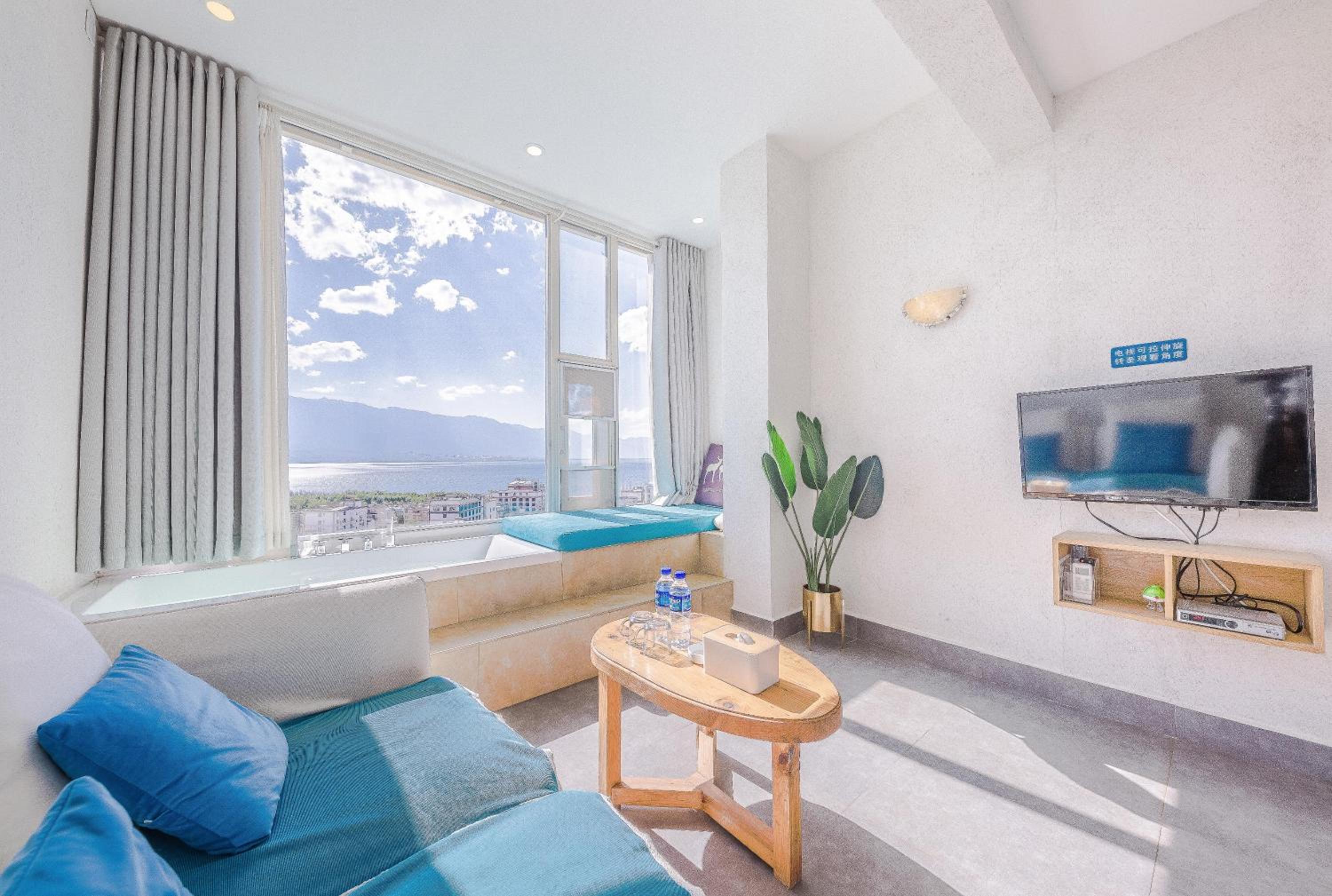 Deluxe Double Room with Sea View photo 1
