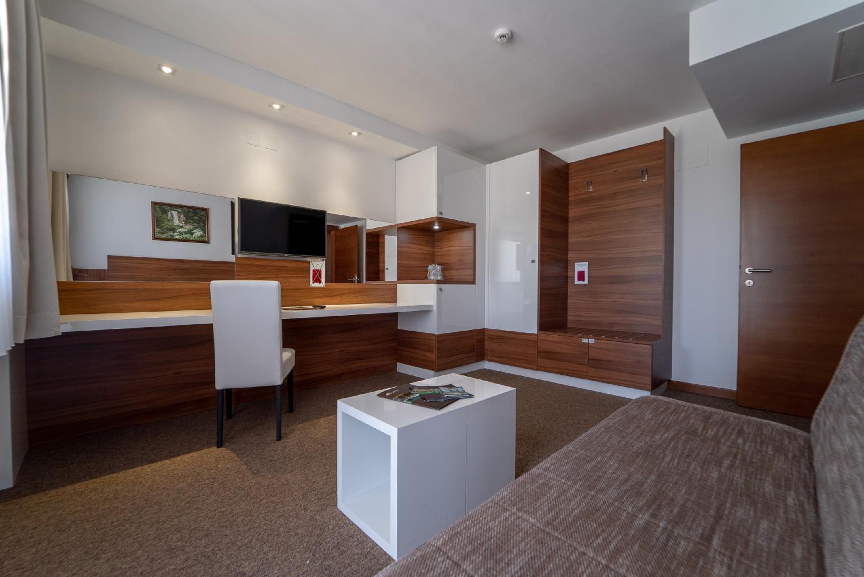 Comfort Suite with Balcony photo 2