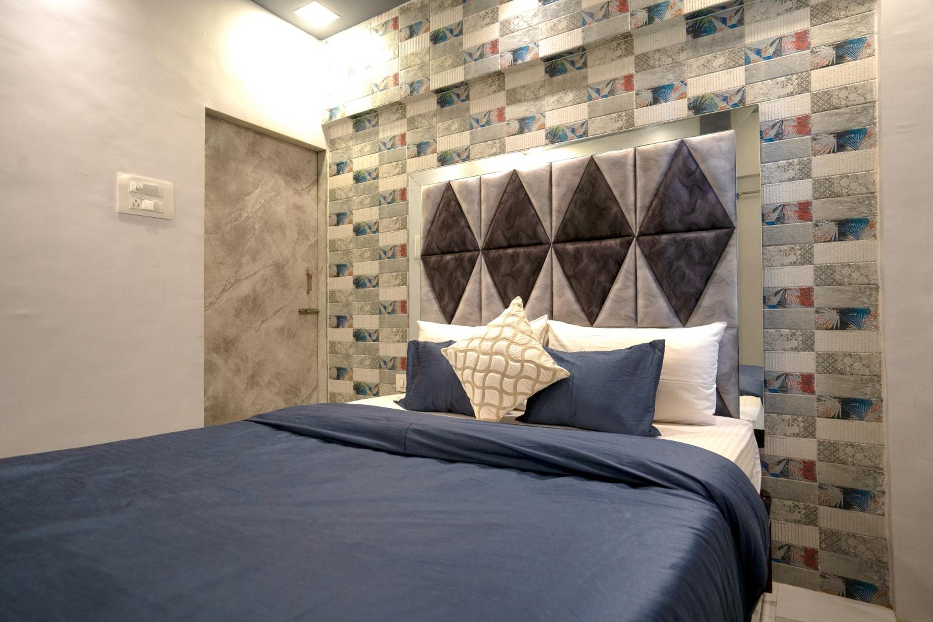 Two-Bedroom Apartment - Photo 10
