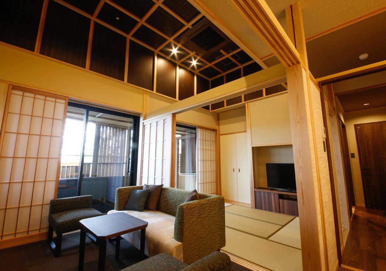 Japanese-Western Room with open-air bath TYPE B - Non-Smoking (2nd-3rd Floor) - Photo 1
