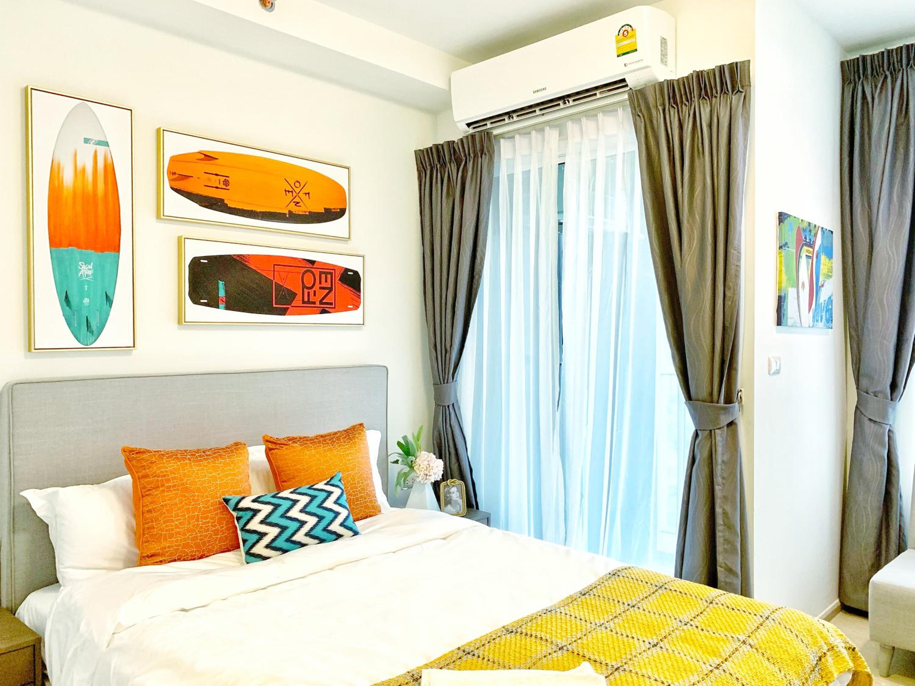 Studio Apartment photo 1