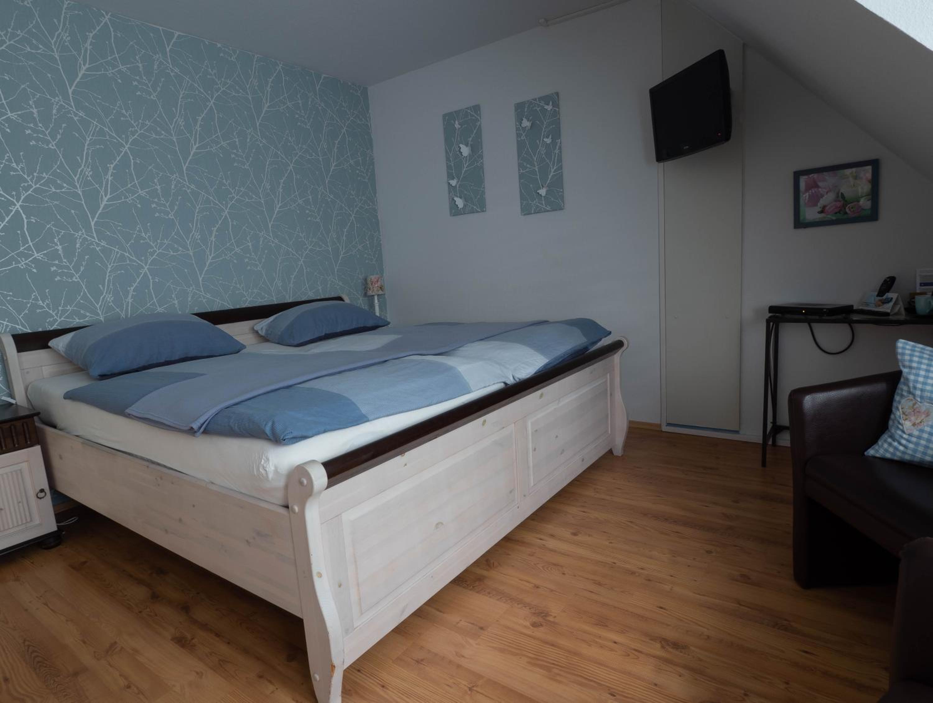 Double Room - Photo 6
