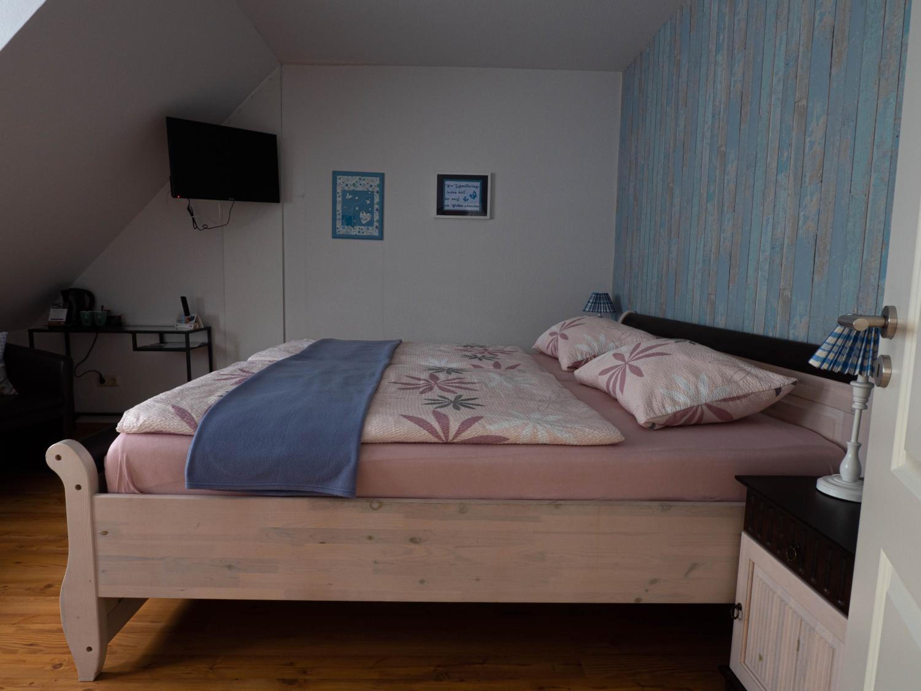Double Room - Photo 4