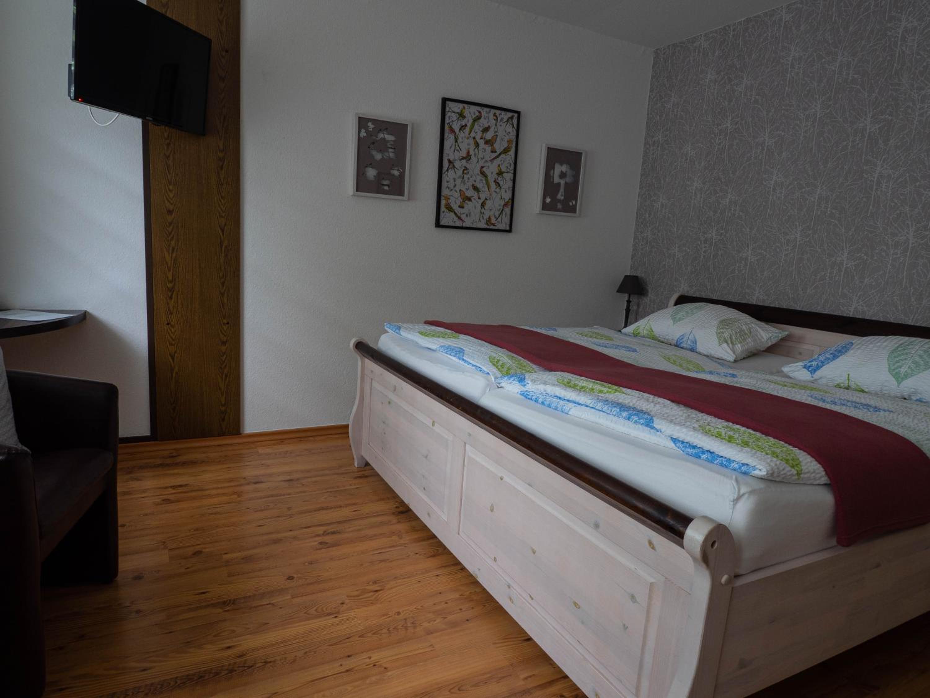 Double Room - Photo 10