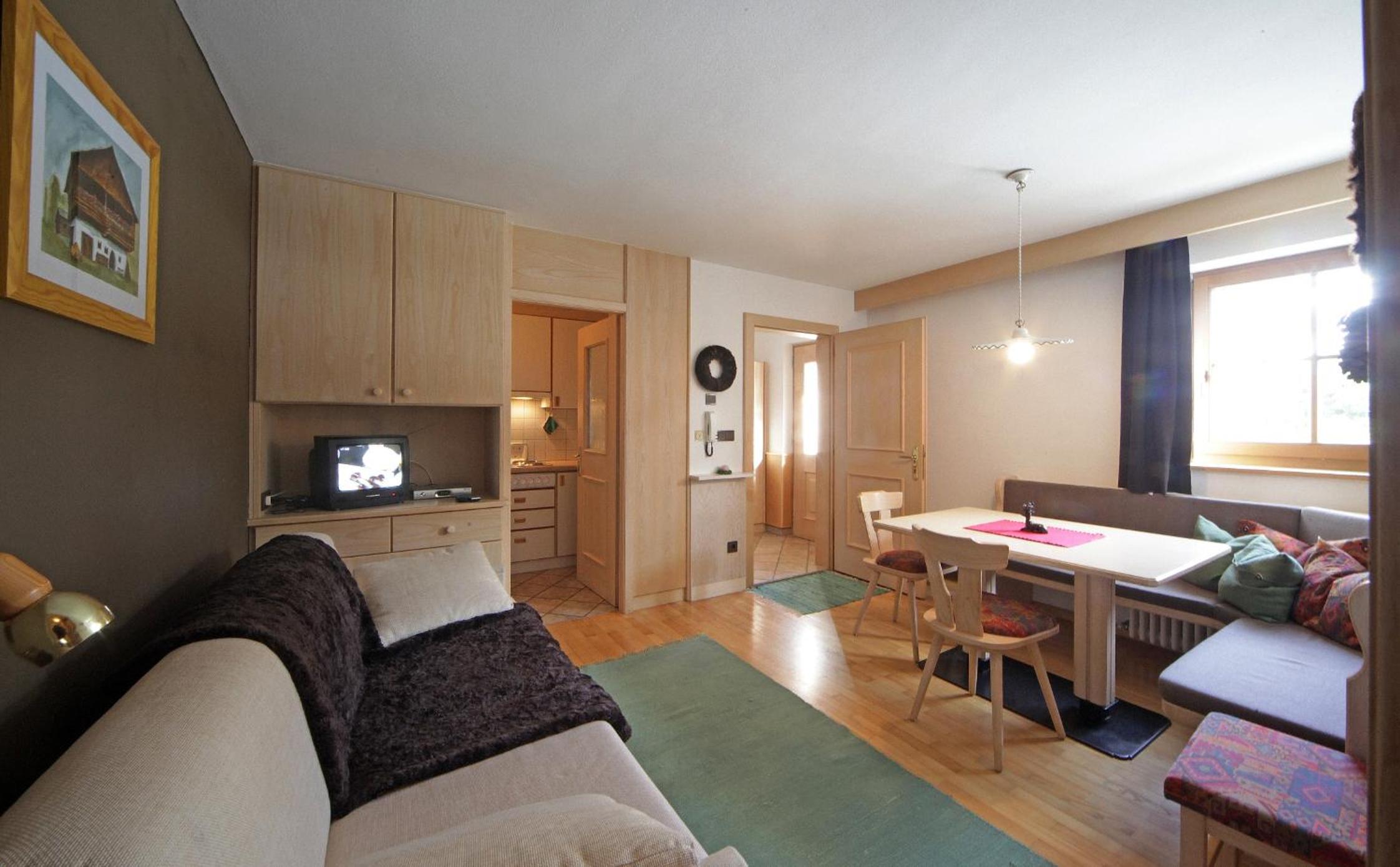 One-Bedroom Apartment (4 Adults)