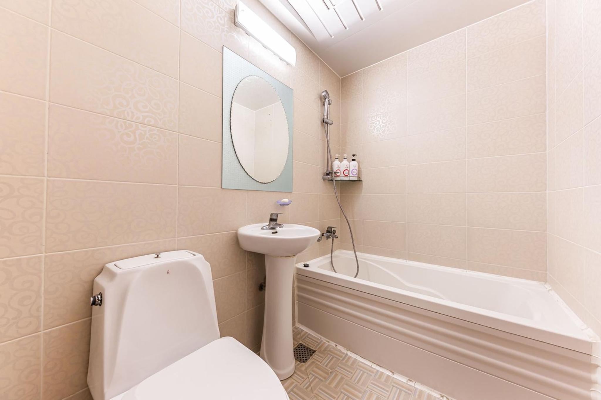 Standard Double Room - Photo 8