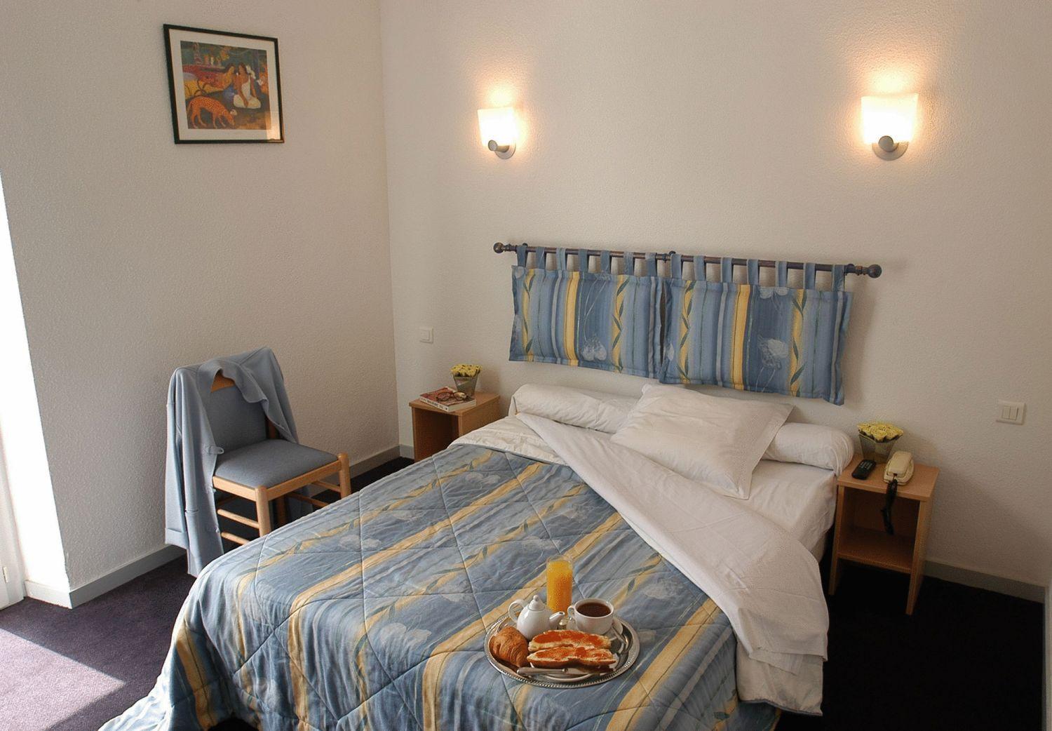 Double Room - Photo 1