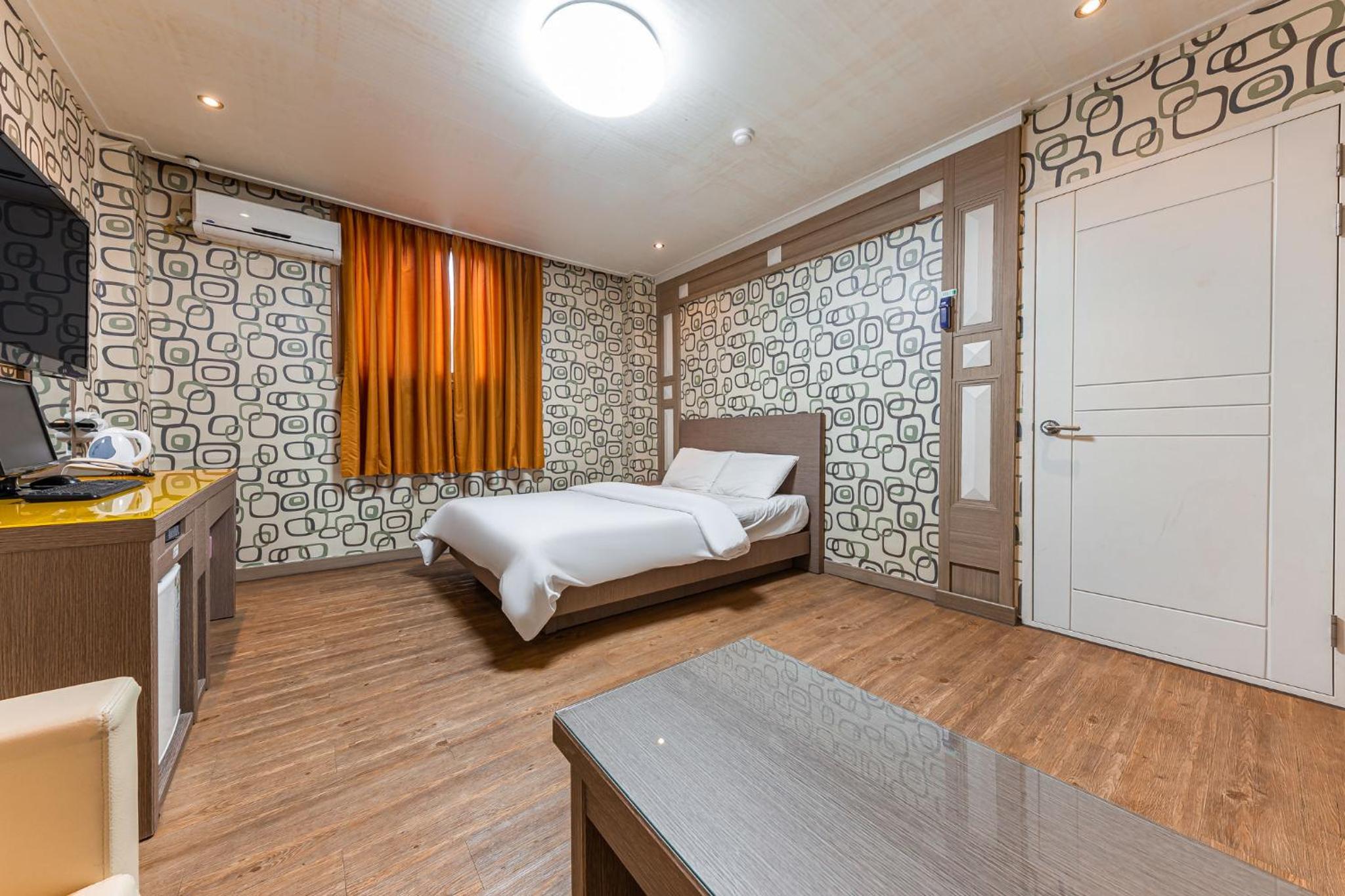Deluxe Double Room - Photo 5