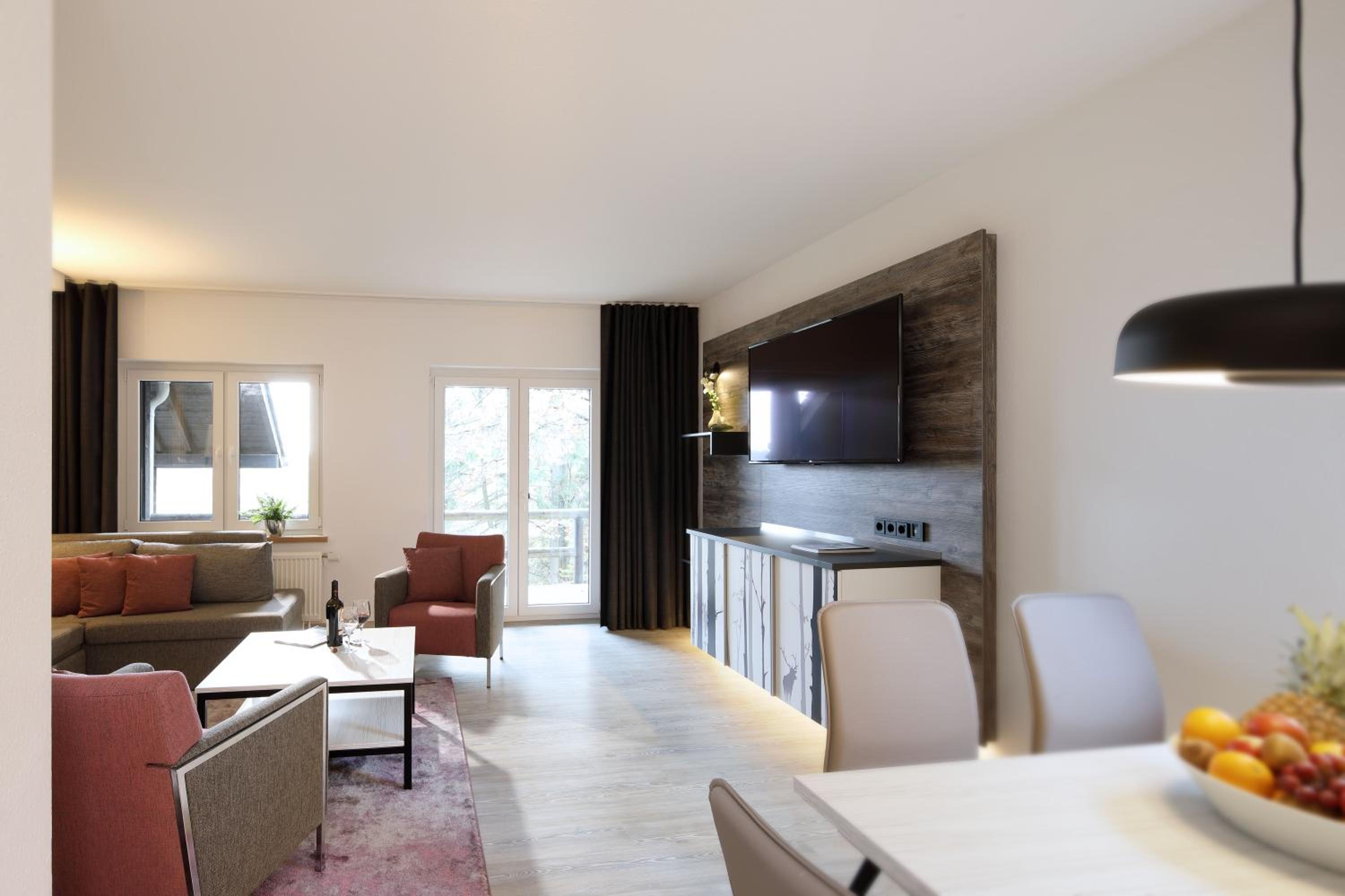Two-Bedroom House - Photo 23