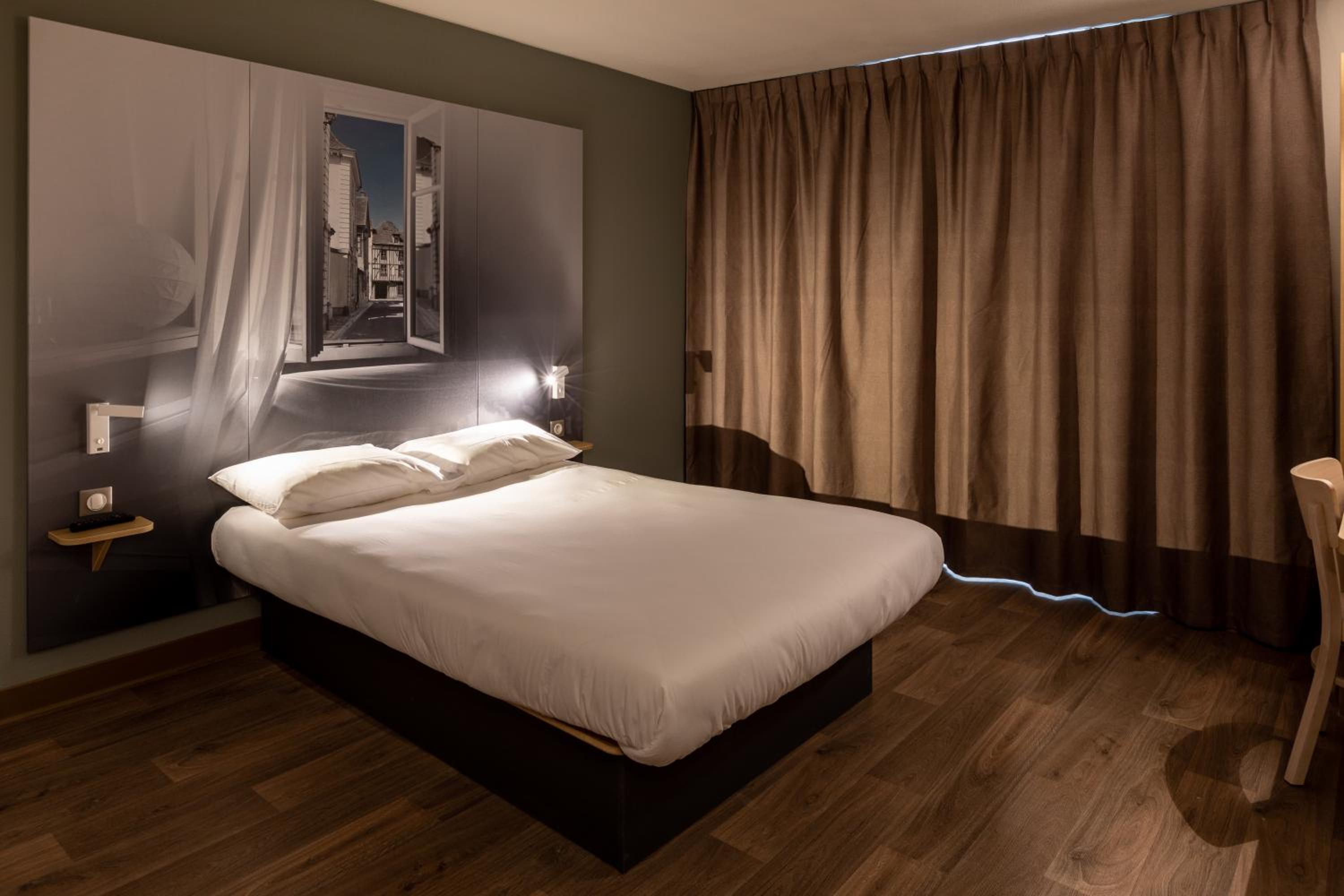Double Room - Photo 2