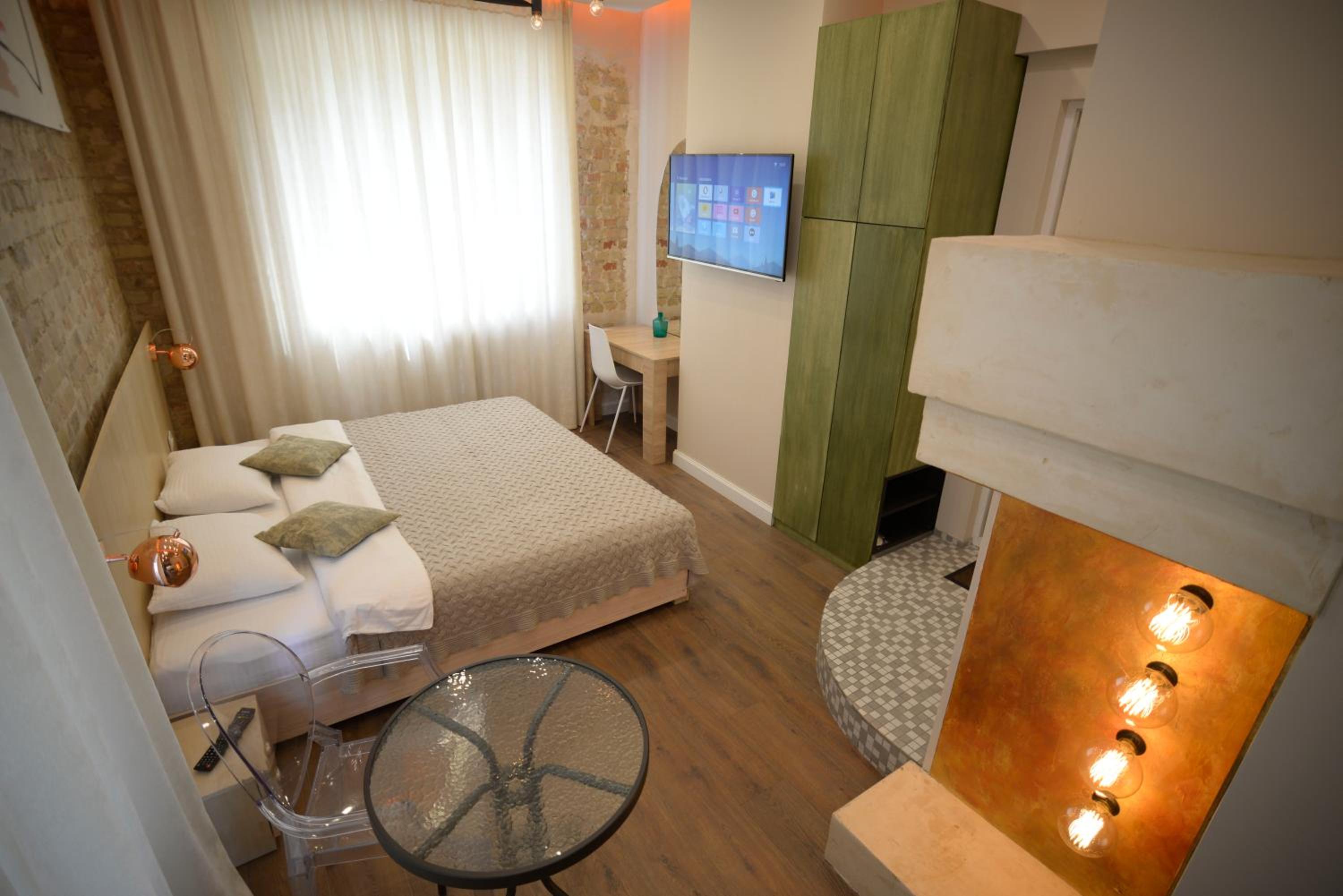 Deluxe Double Room with Balcony