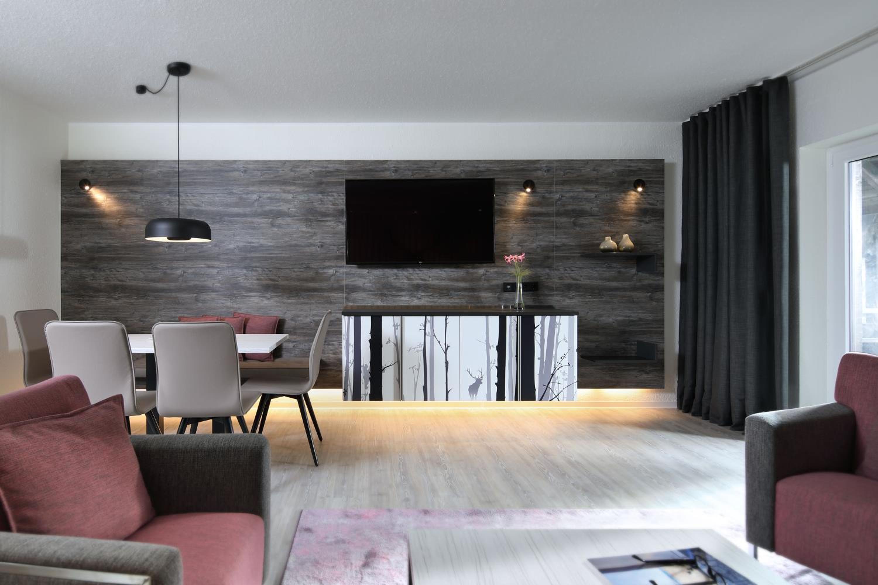 Two-Bedroom House - Photo 6