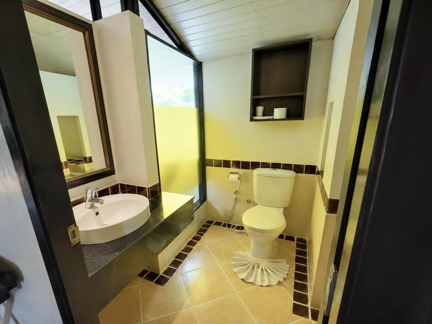 Budget Double Room photo 1