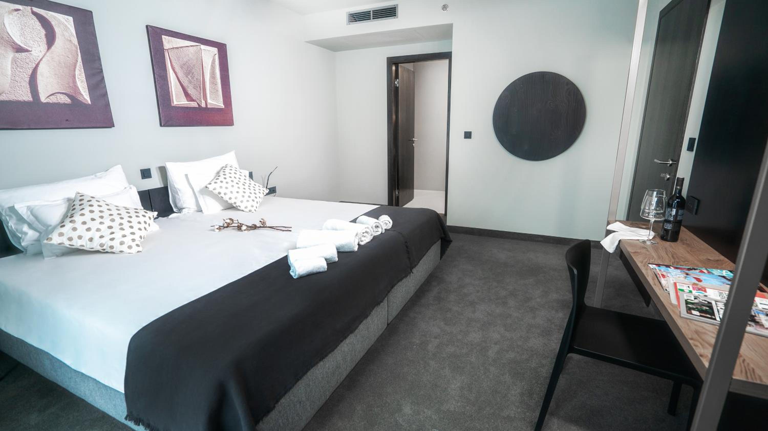 Double or Twin Room photo 2