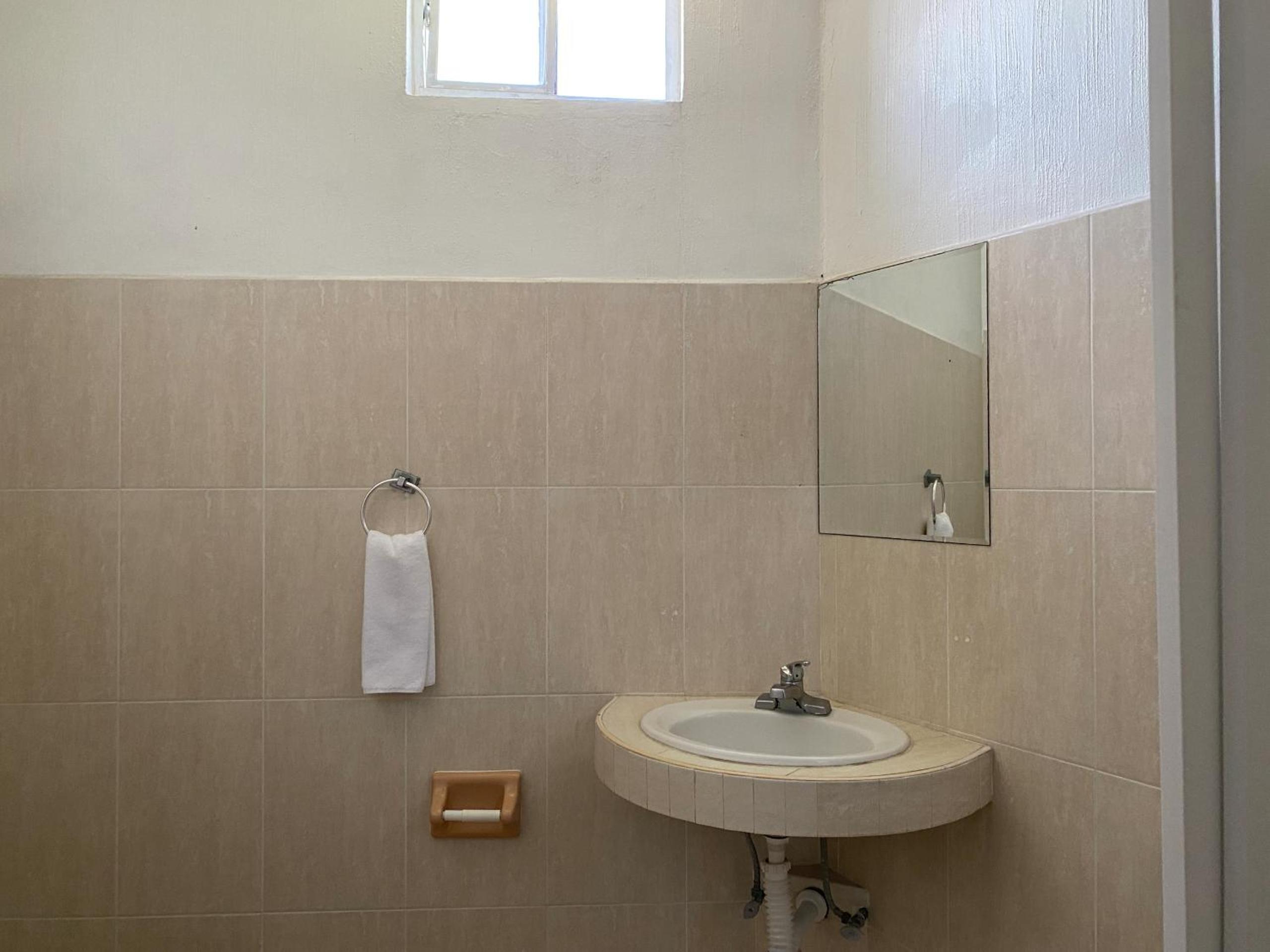 Double or Twin Room photo 3