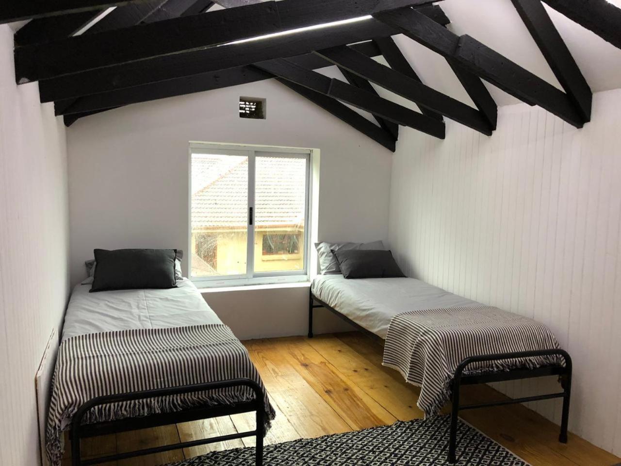 Standard Twin Room - Photo 1