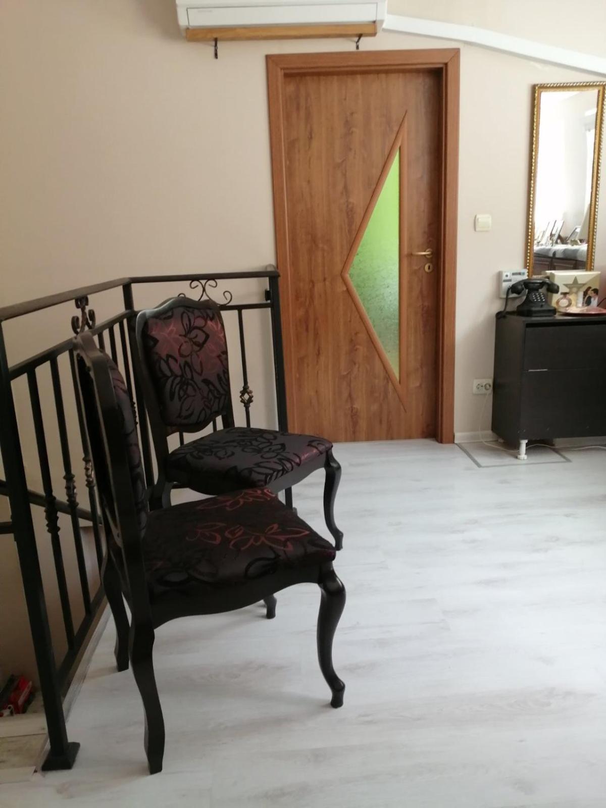 One-Bedroom Apartment - Photo 5