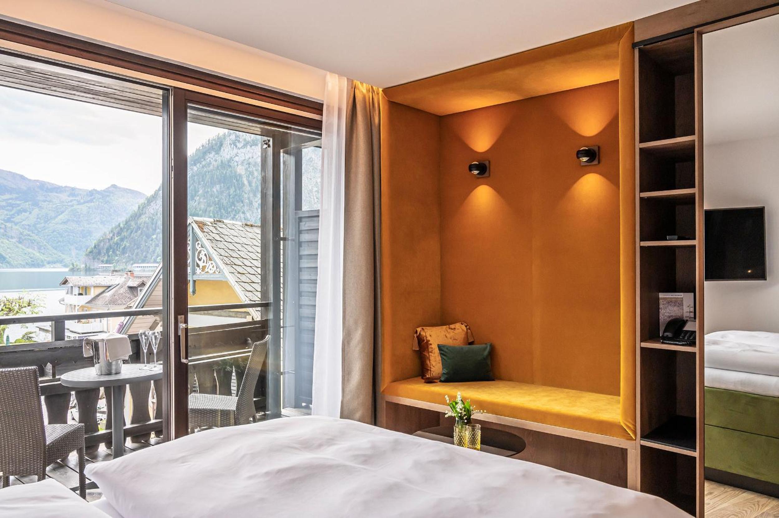 Double Room with Lake View