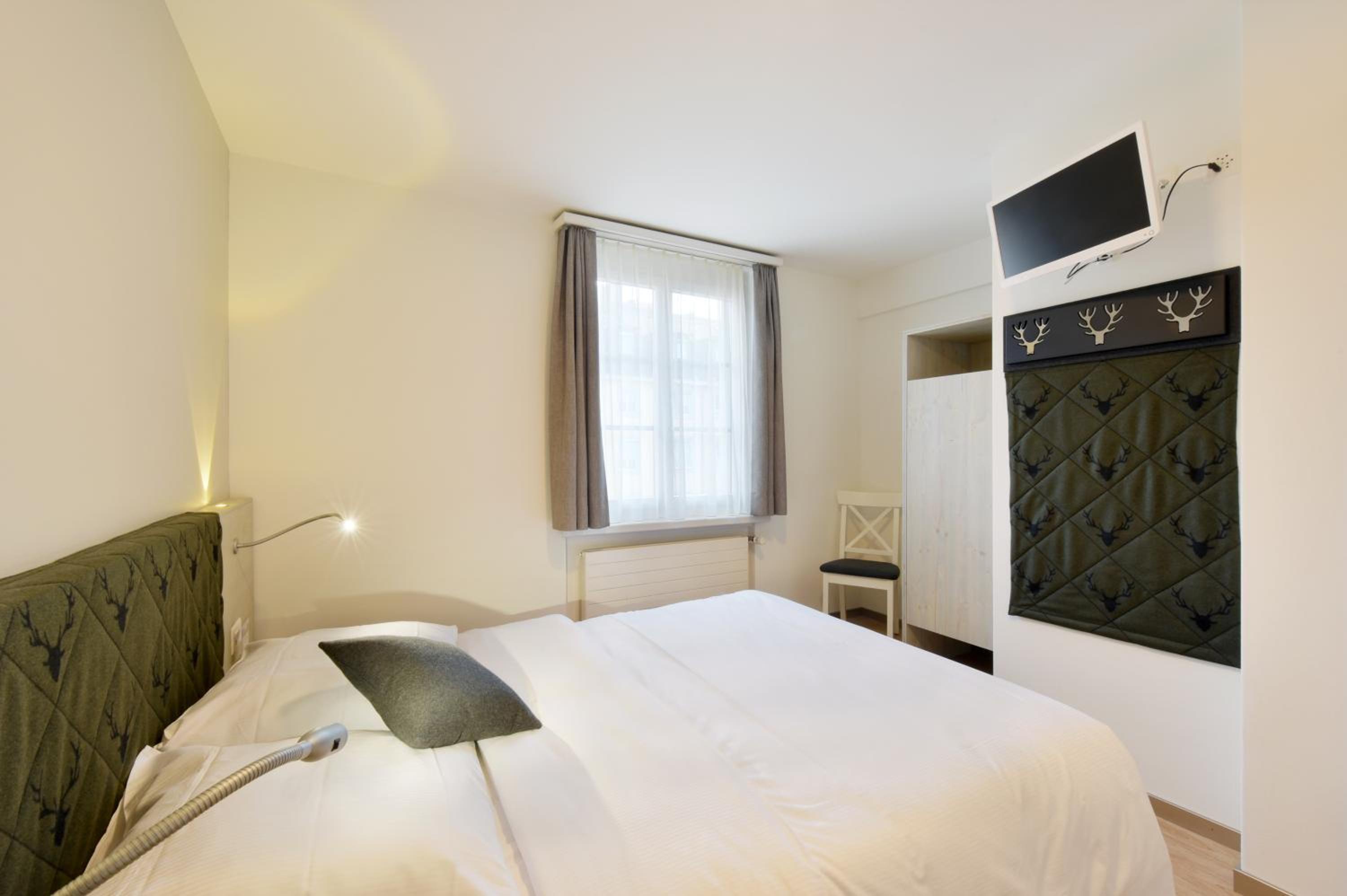Double Room with Small Double Bed photo 3