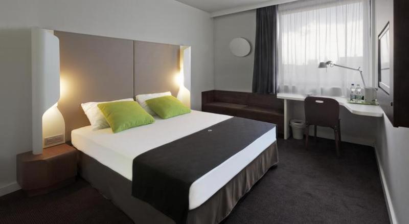 Standard Room - 2 Single Beds