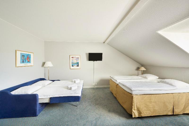 Standard Double Room with Queen Bed