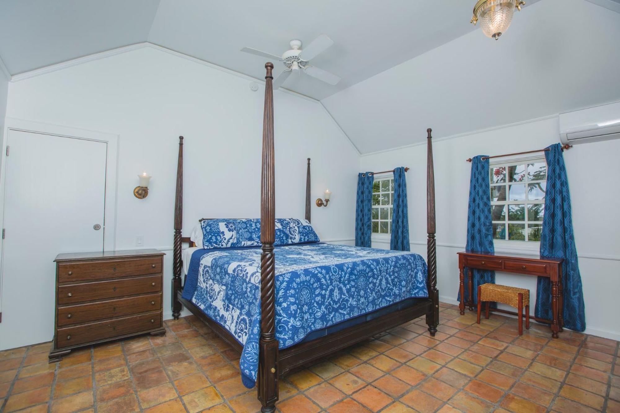 Superior Double Queen Room