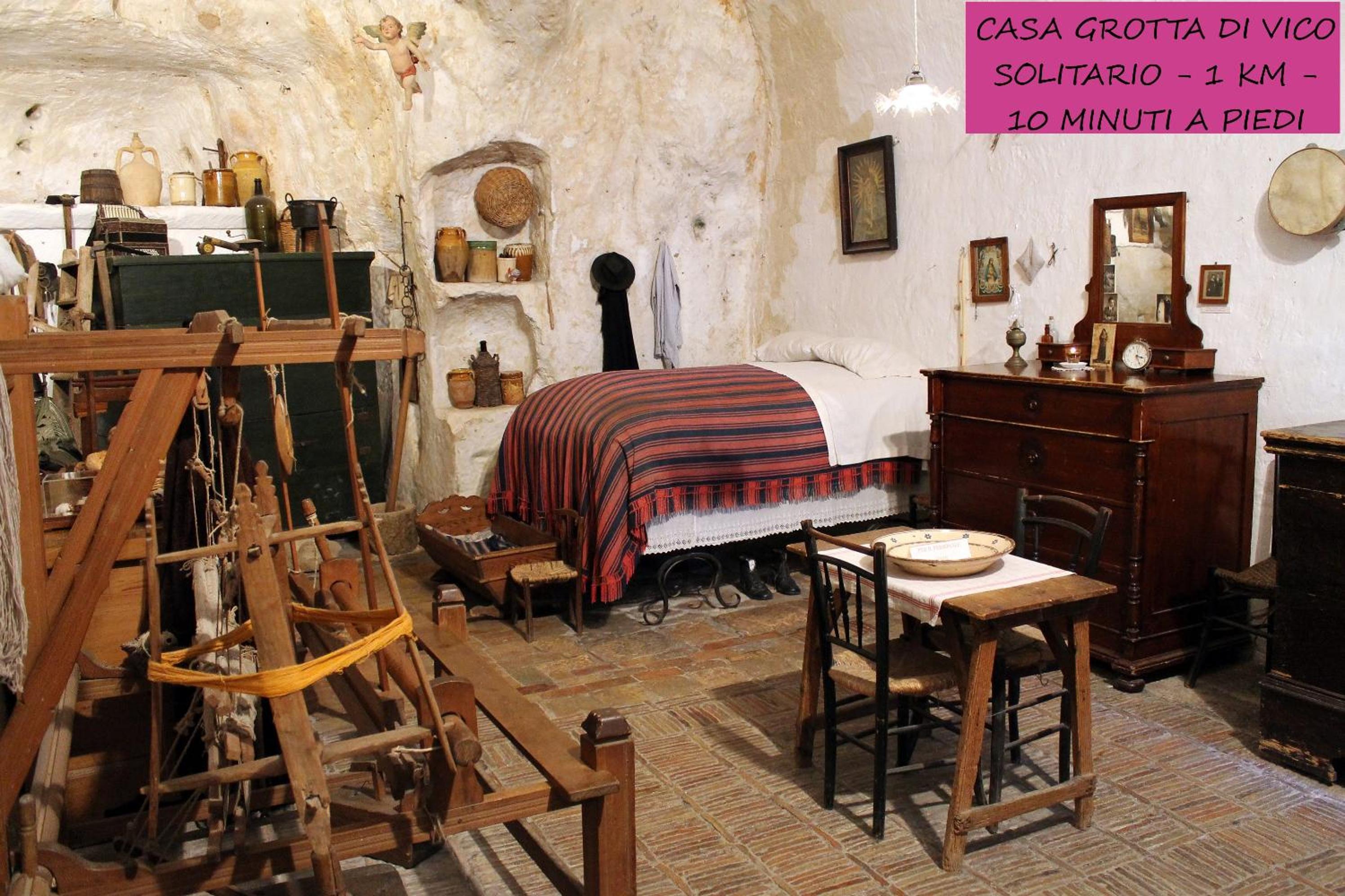 Deluxe Triple Room - Photo 7