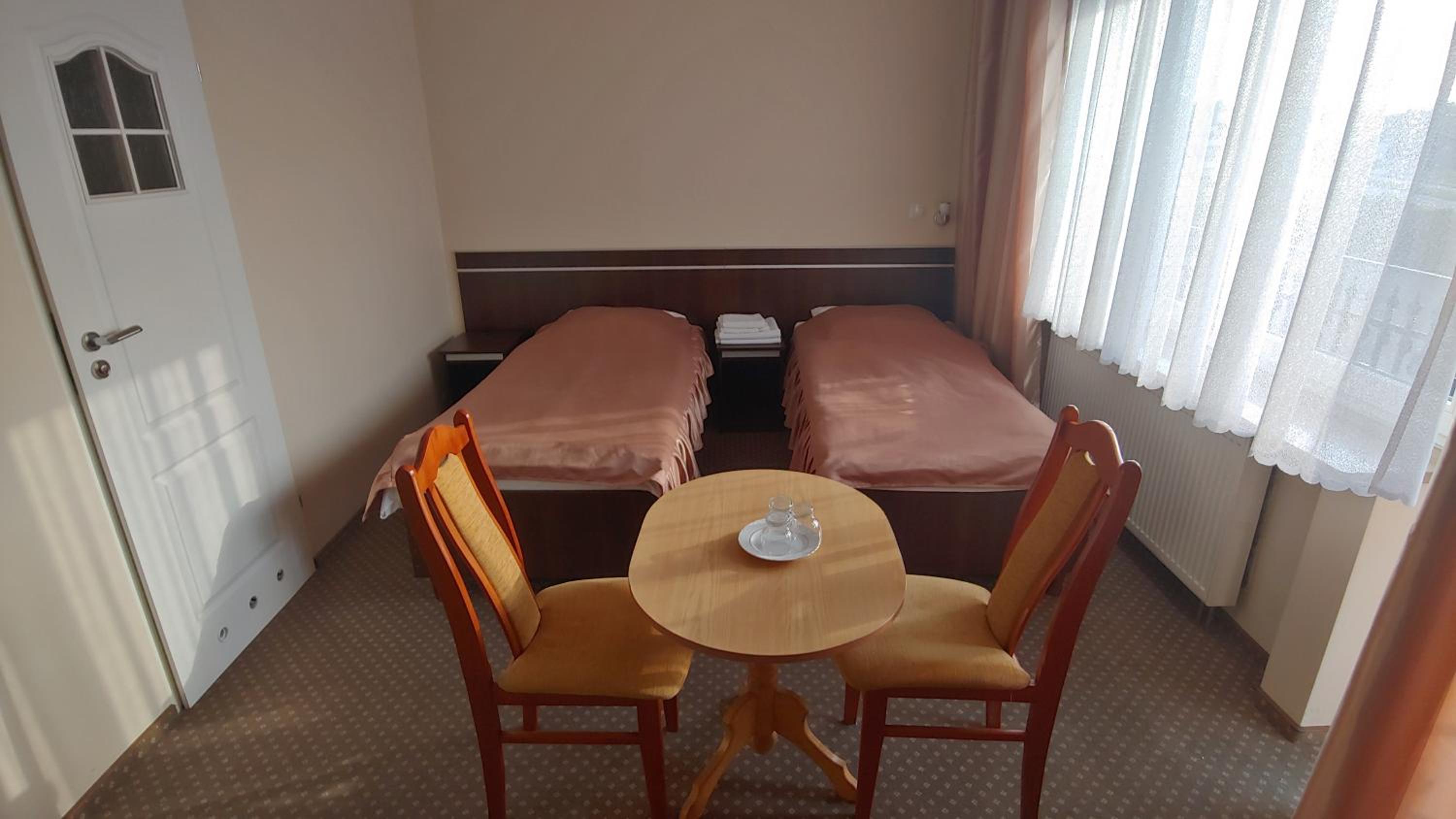 Standard Double Room - Photo 5
