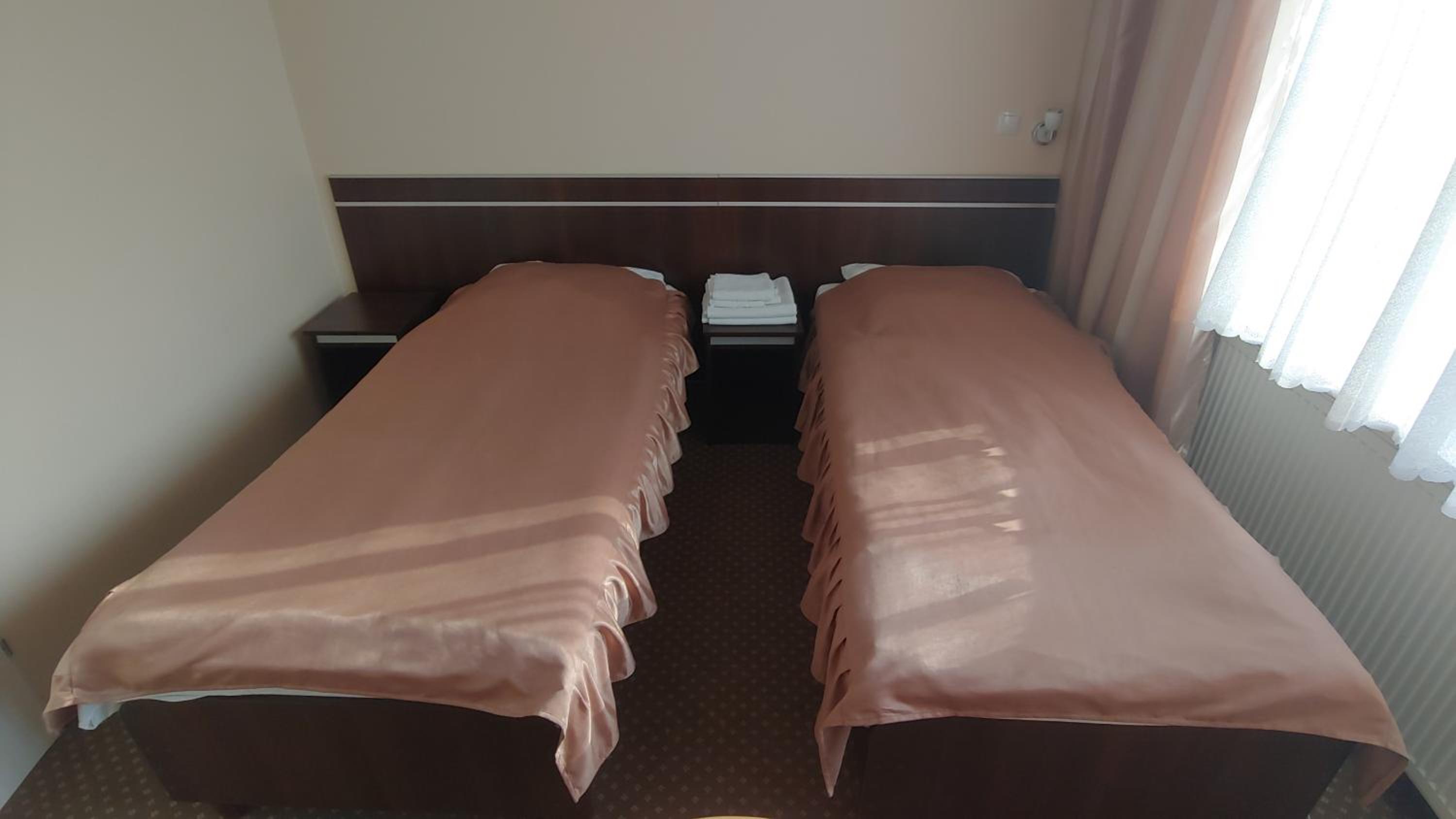 Standard Double Room - Photo 3
