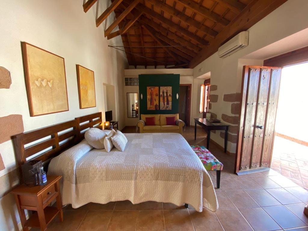 Double Room - Photo 4